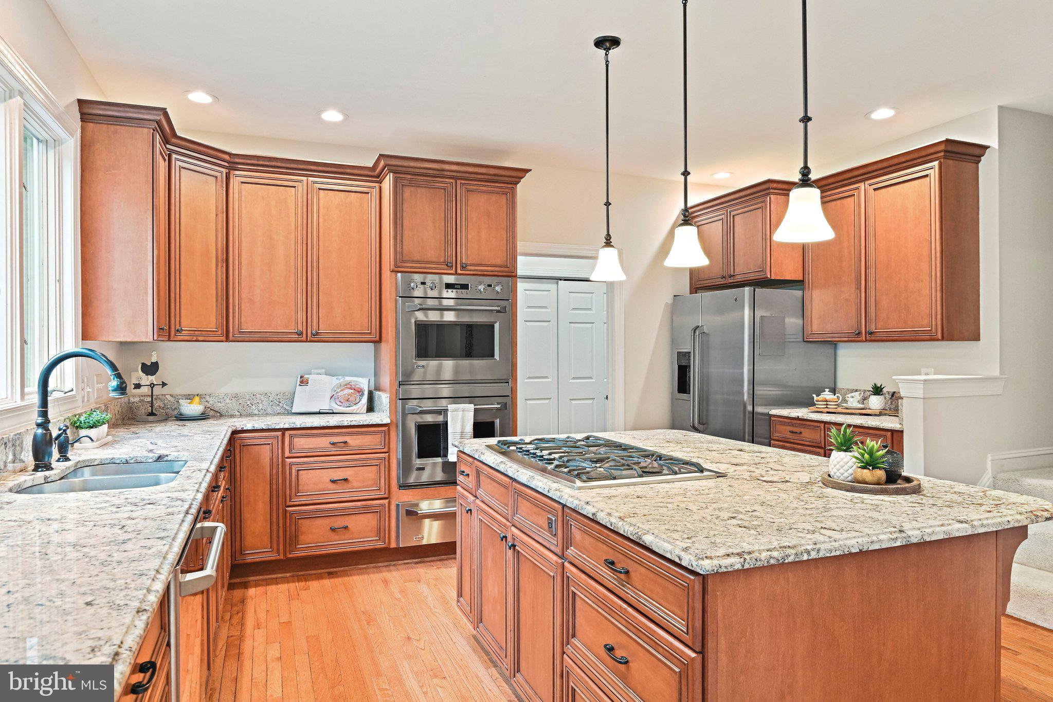 HUNTER MILL ESTATES - Residential