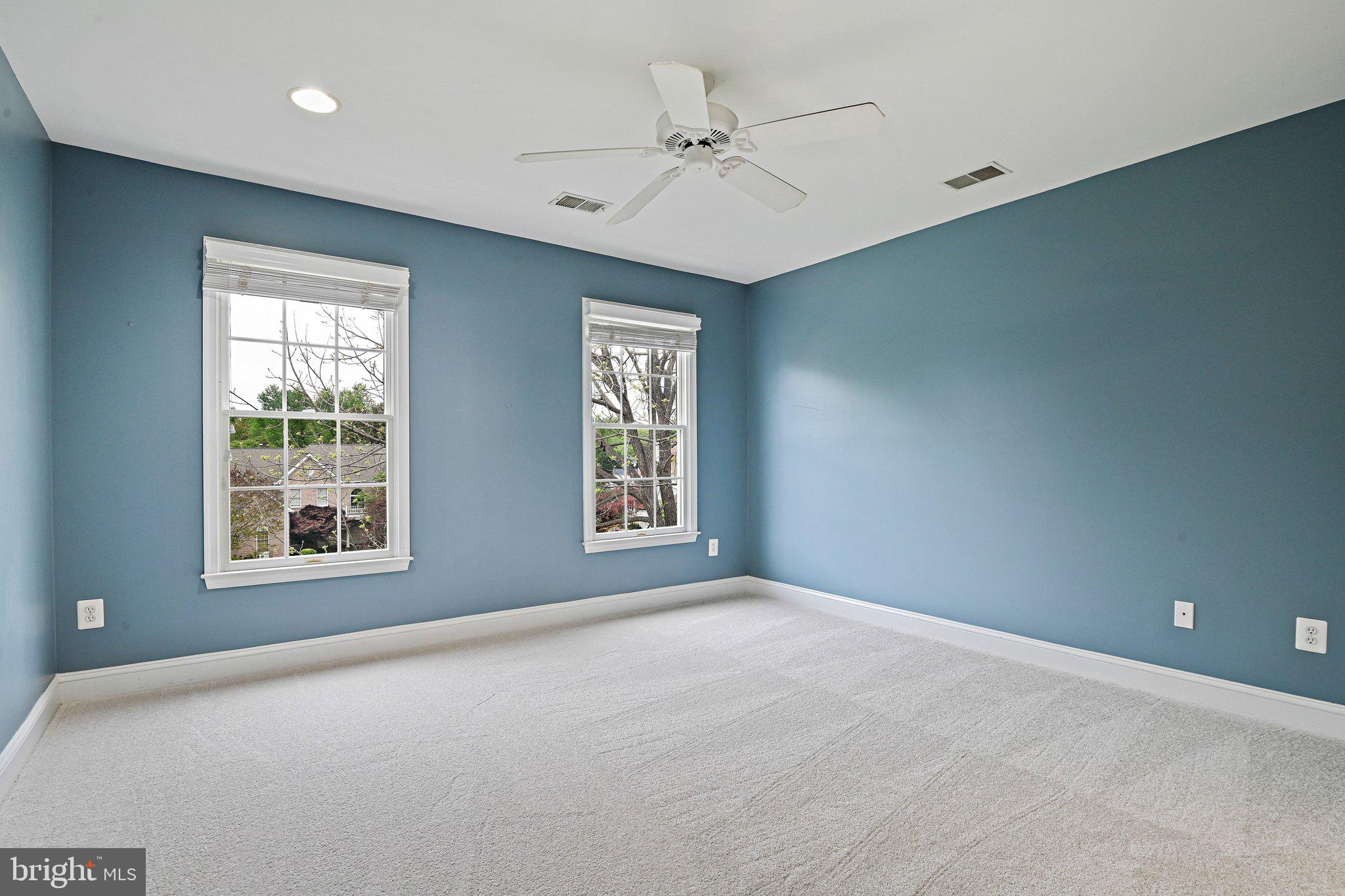 HUNTER MILL ESTATES - Residential