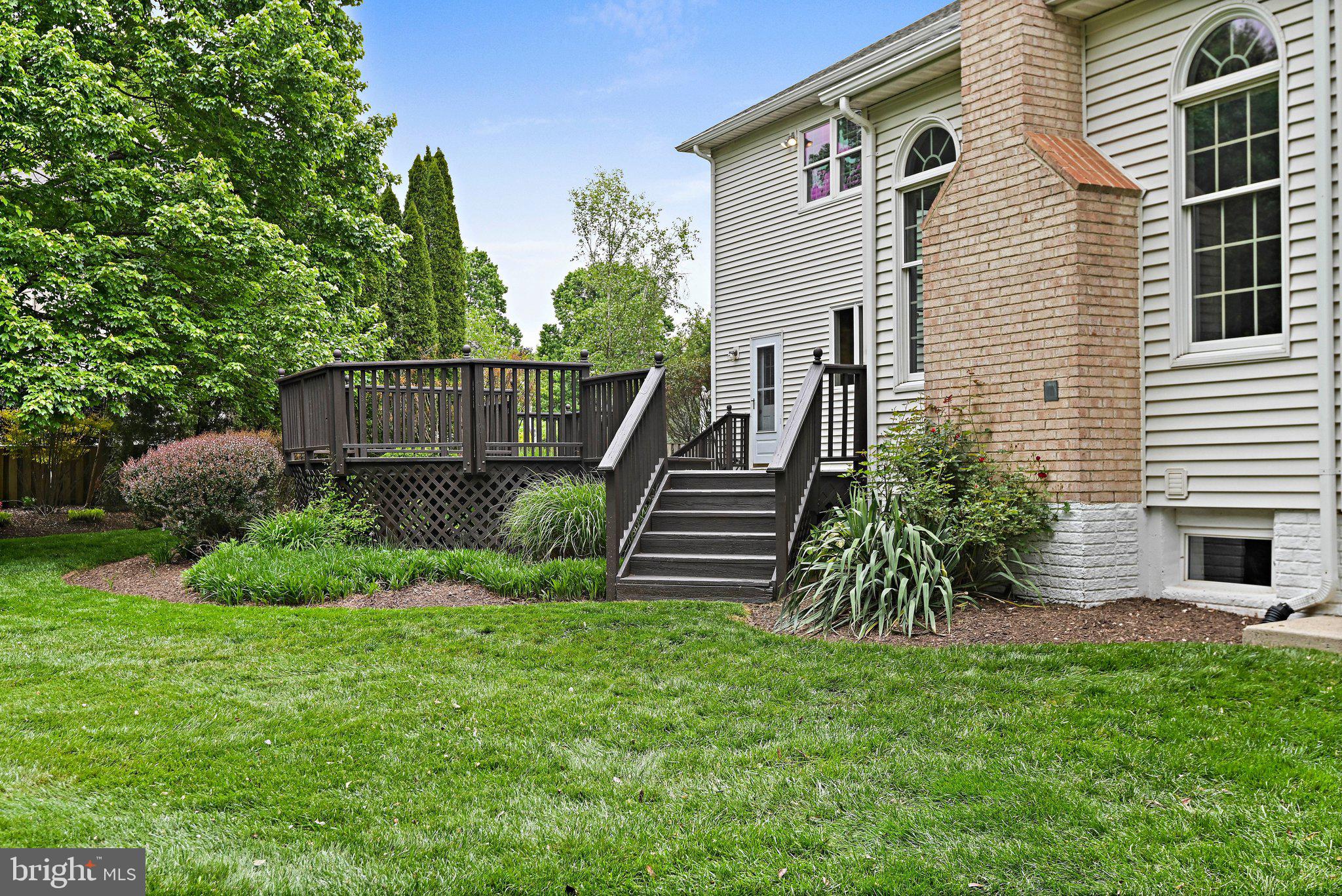 HUNTER MILL ESTATES - Residential
