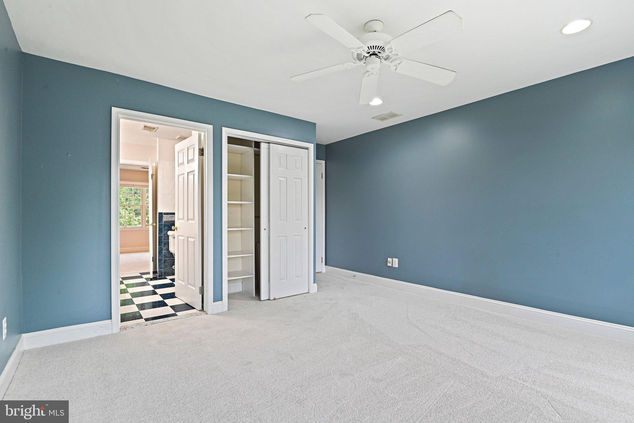 HUNTER MILL ESTATES - Residential