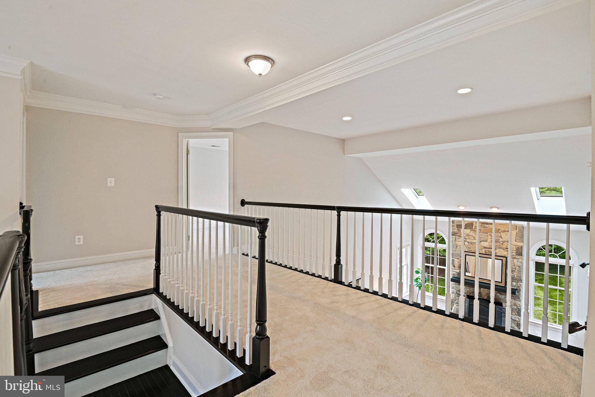 HUNTER MILL ESTATES - Residential