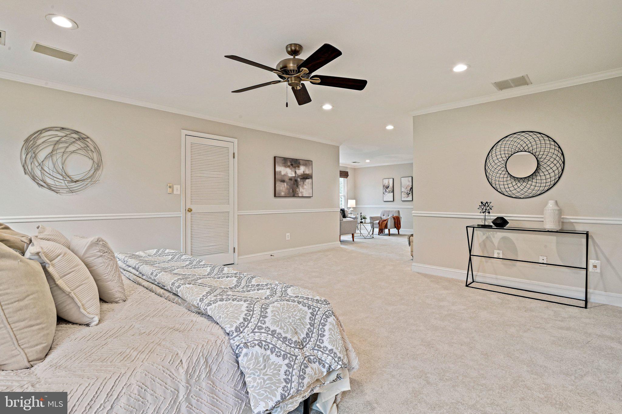 HUNTER MILL ESTATES - Residential