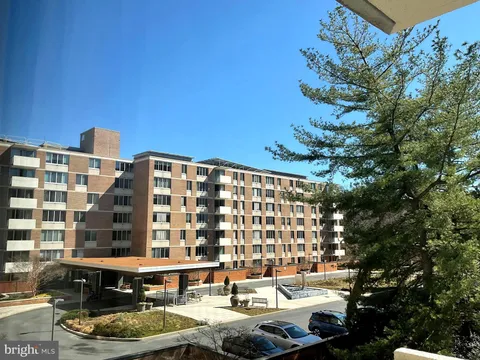 MLS: DCDC2191438