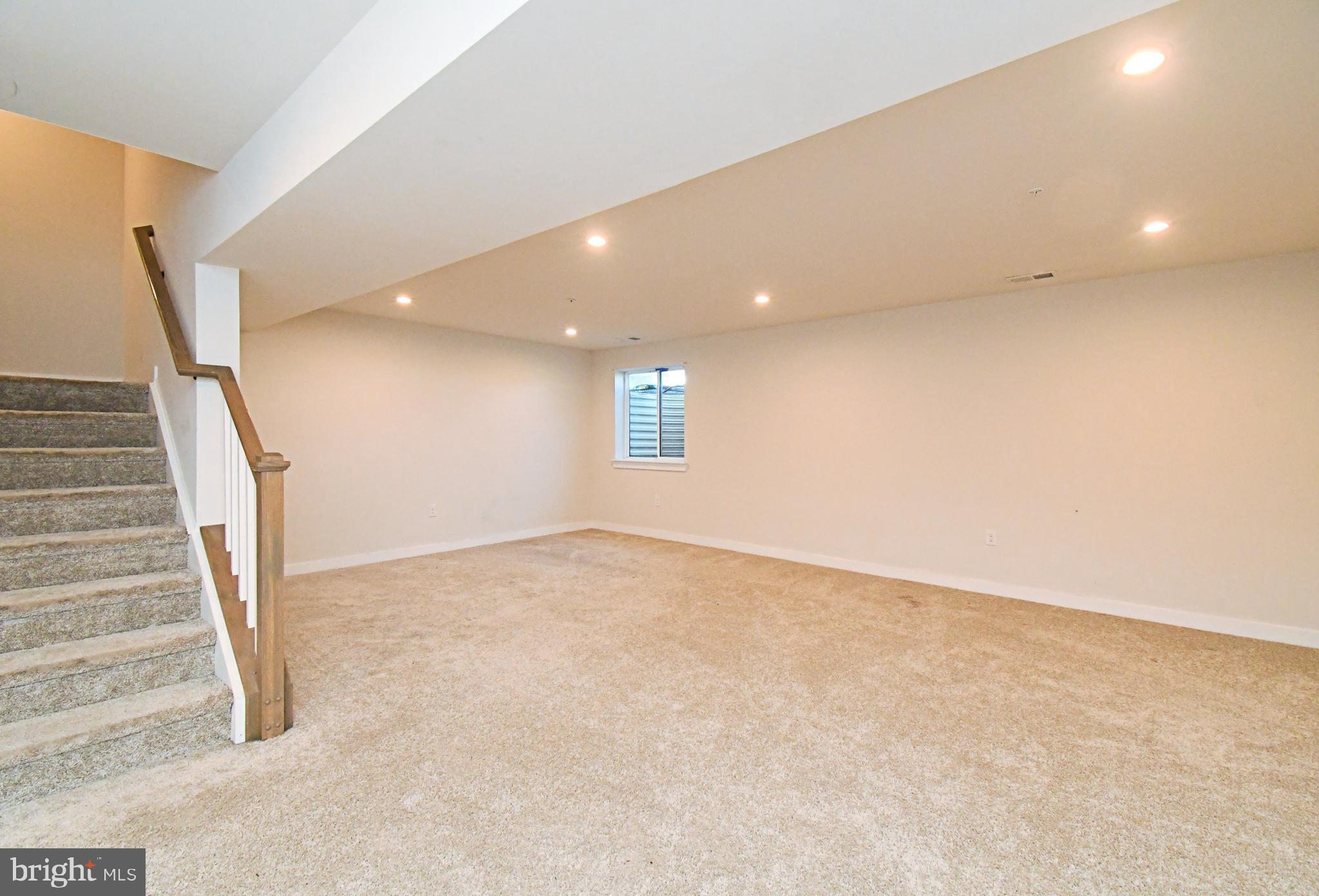 ASHBOURNE MEADOWS - Residential