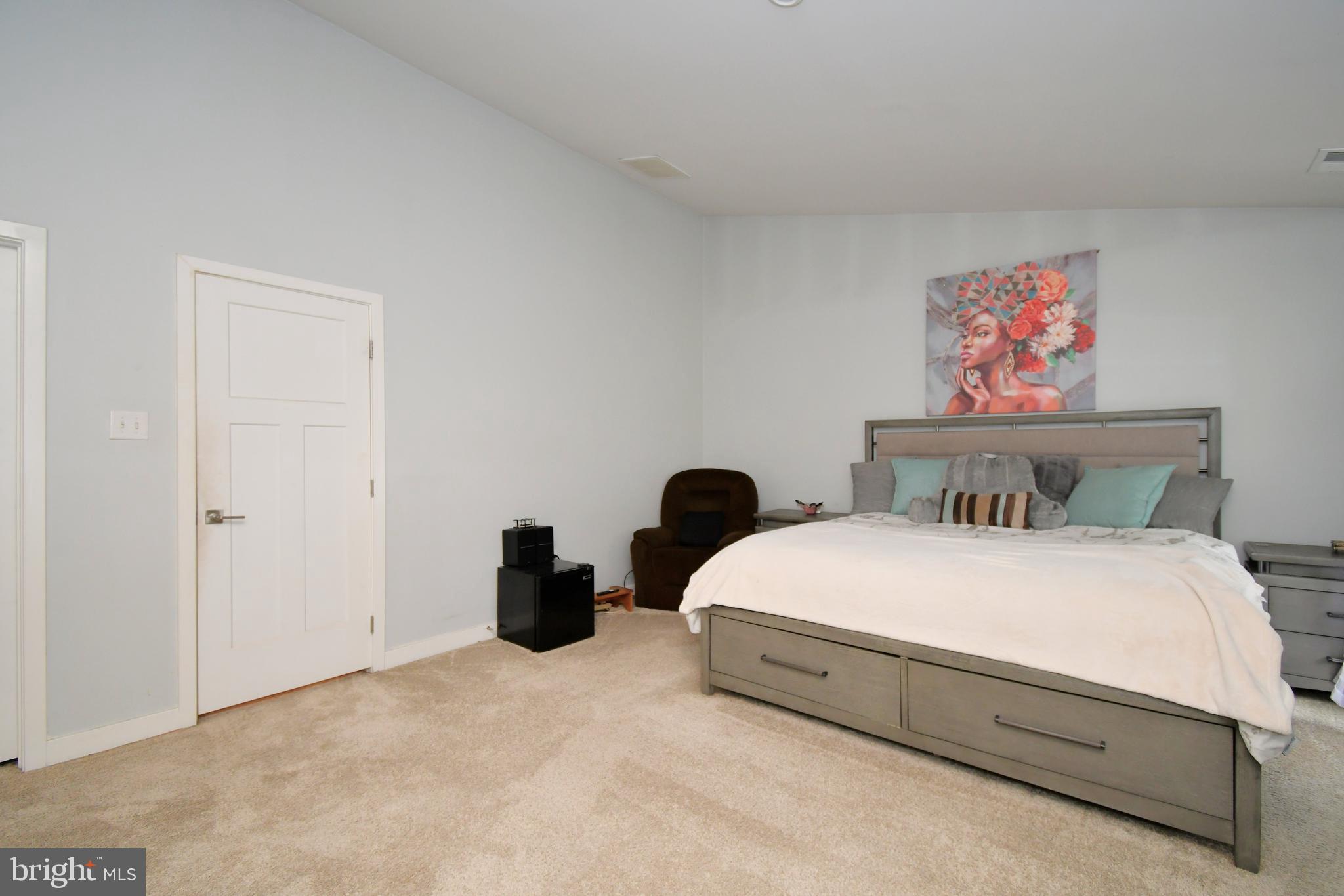 ASHBOURNE MEADOWS - Residential