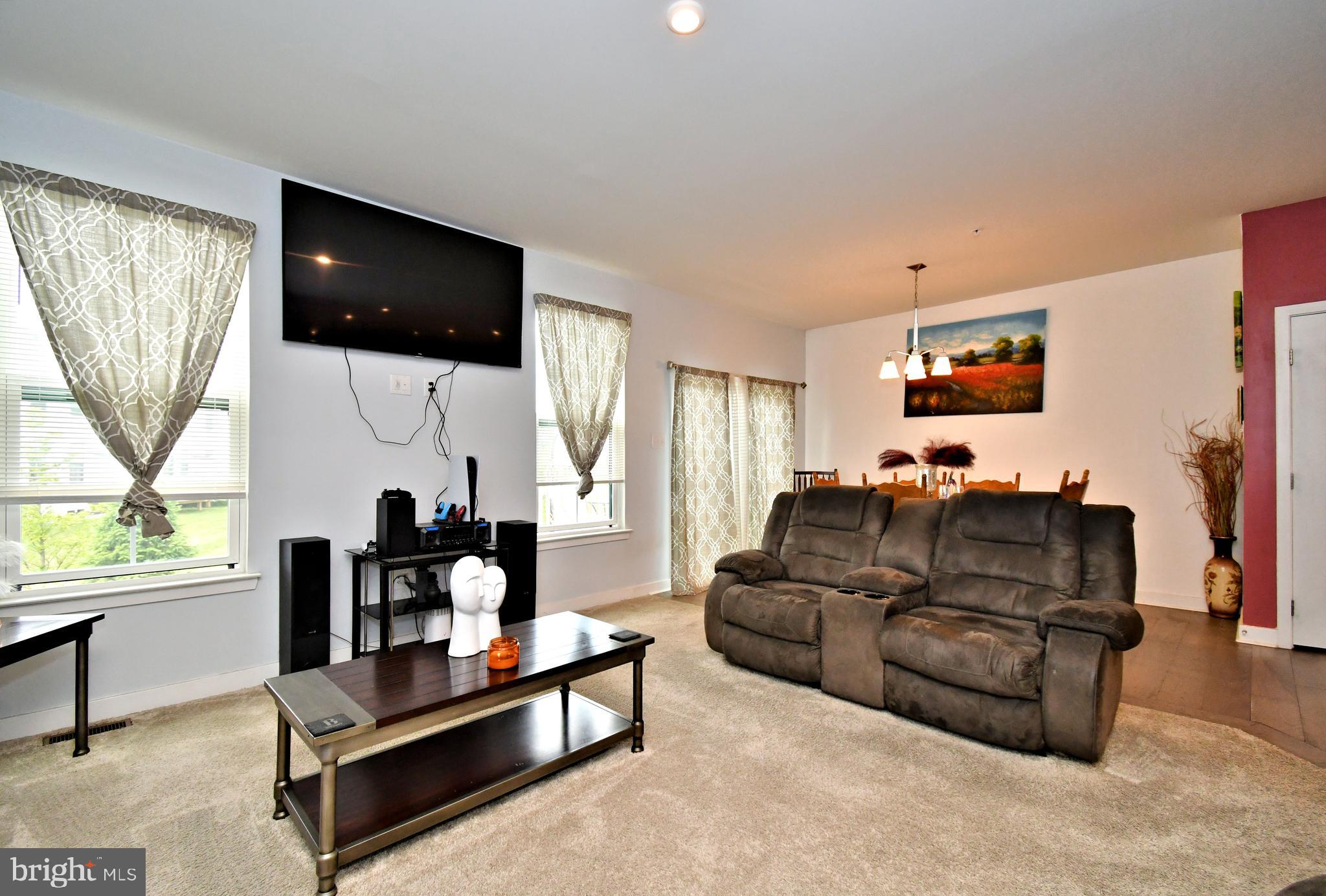 ASHBOURNE MEADOWS - Residential