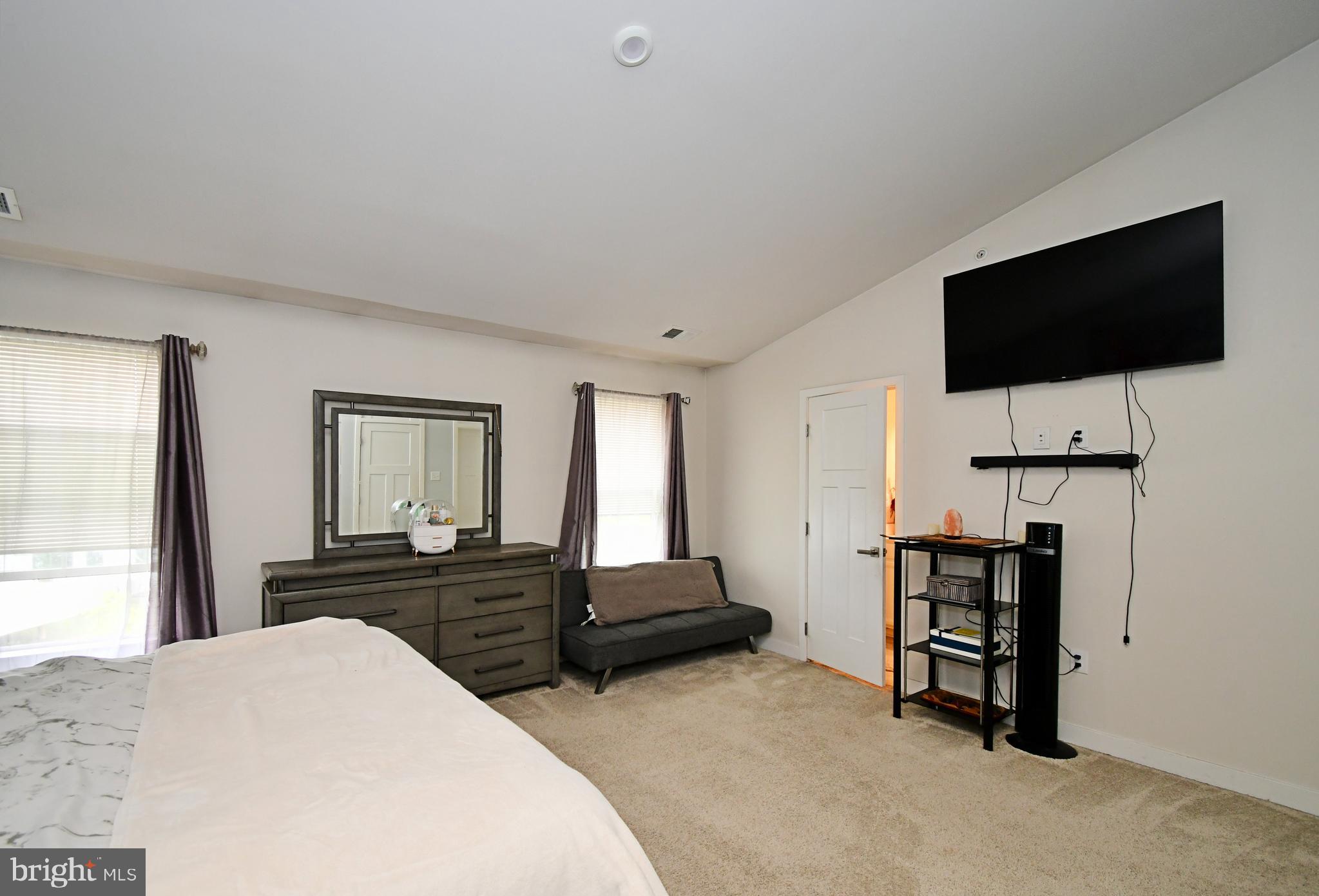 ASHBOURNE MEADOWS - Residential