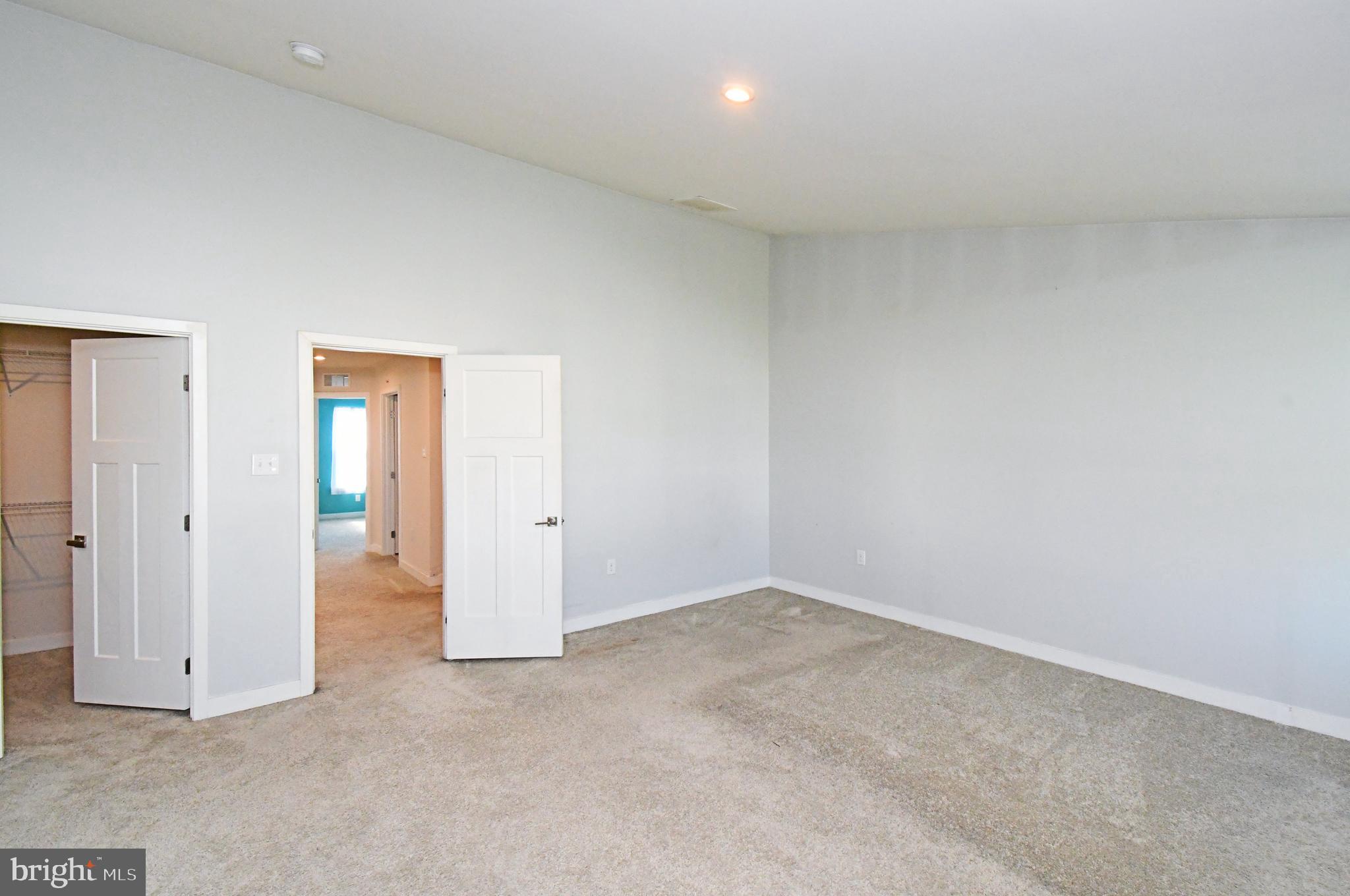 ASHBOURNE MEADOWS - Residential