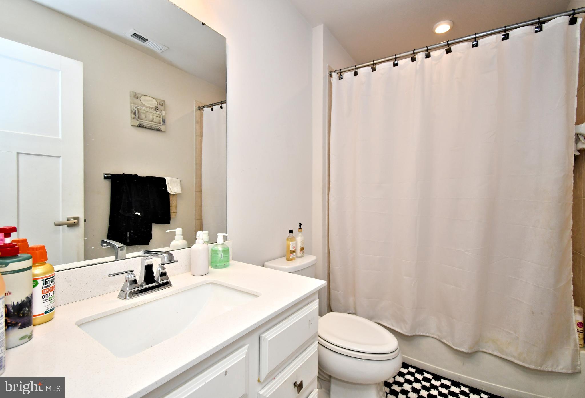 ASHBOURNE MEADOWS - Residential