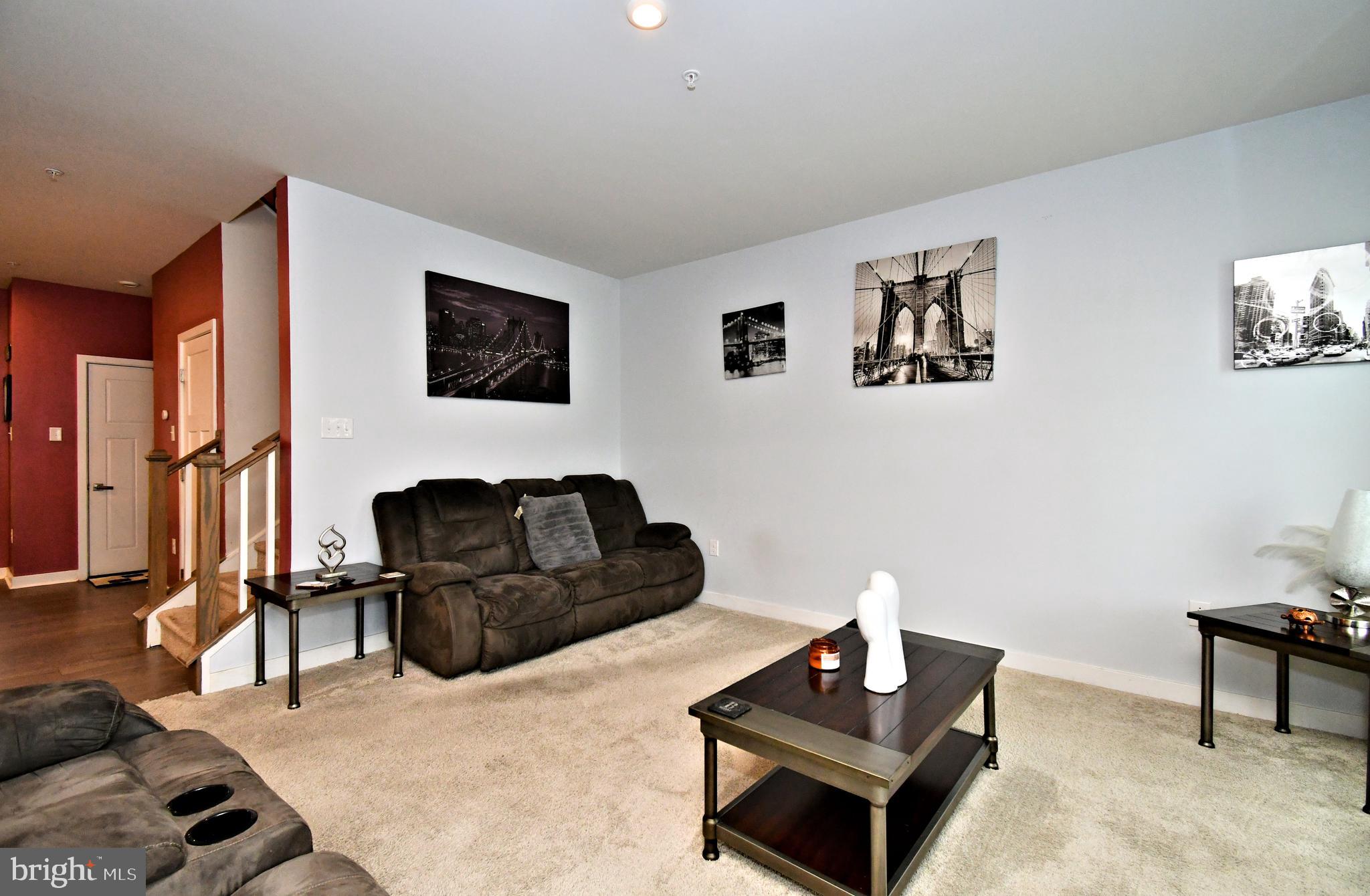 ASHBOURNE MEADOWS - Residential