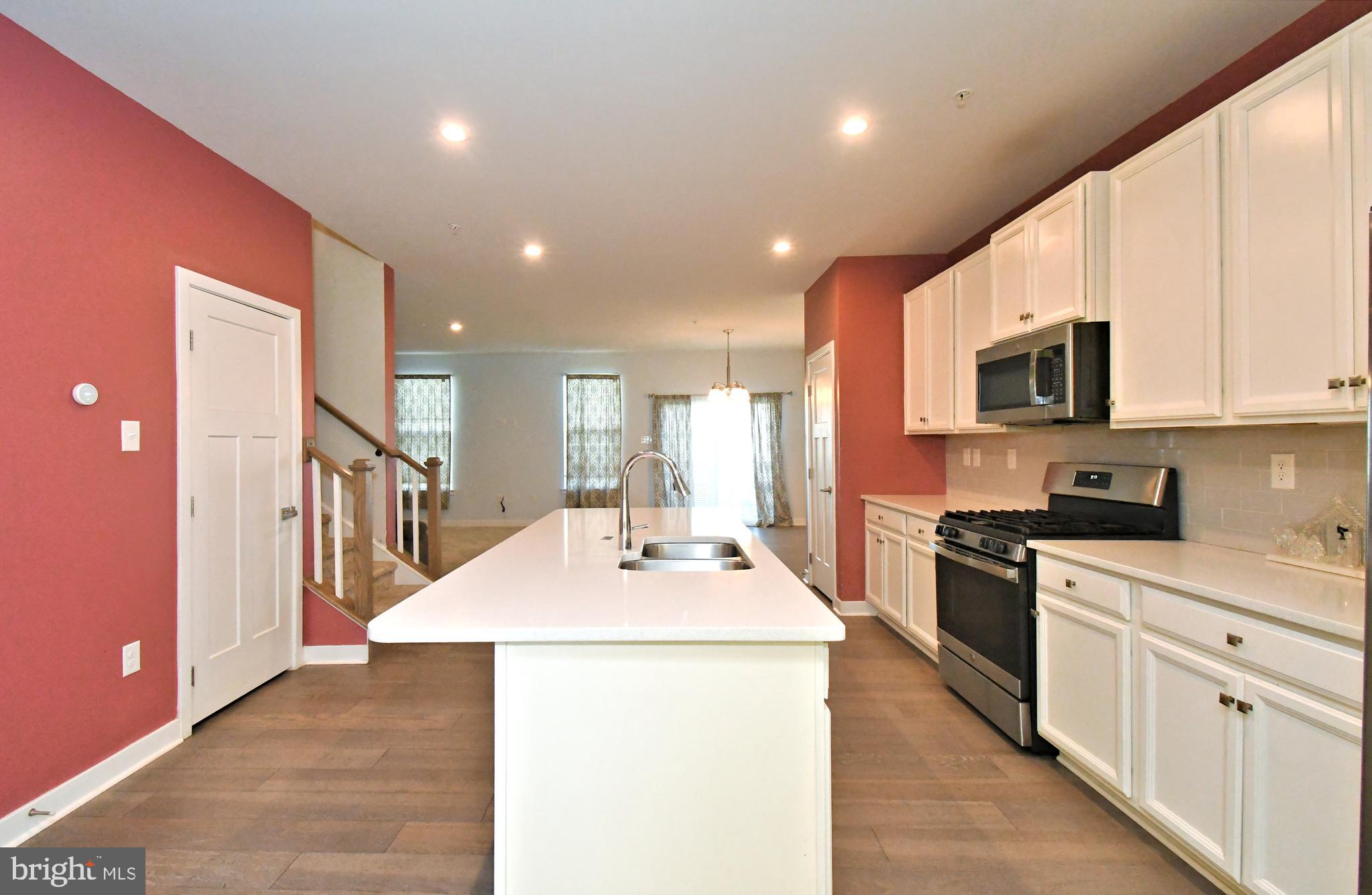 ASHBOURNE MEADOWS - Residential