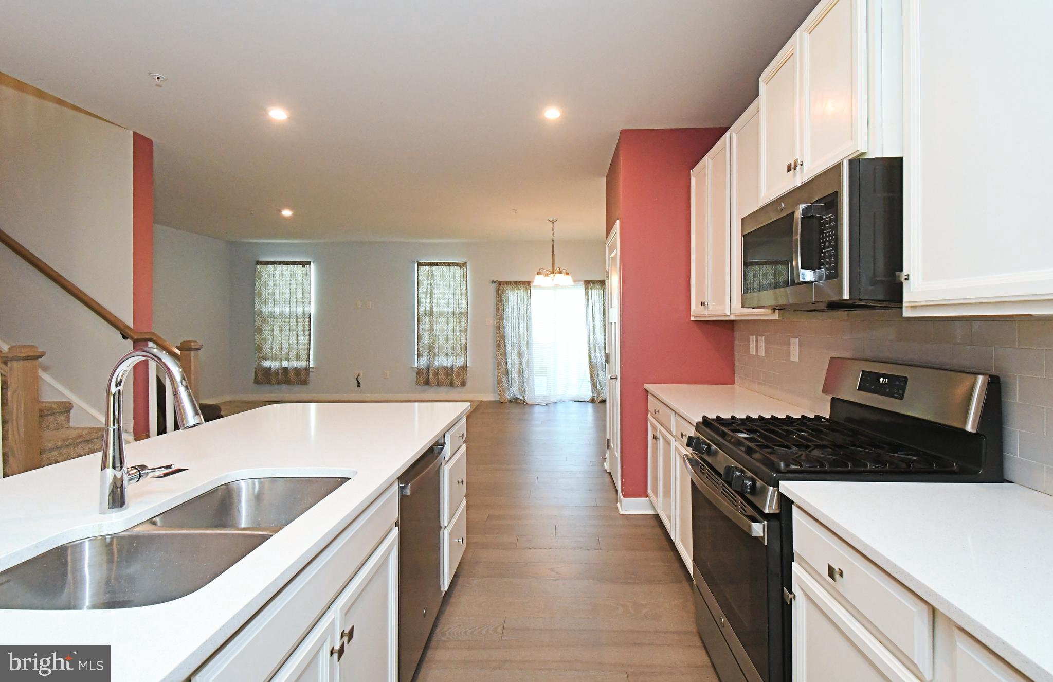 ASHBOURNE MEADOWS - Residential