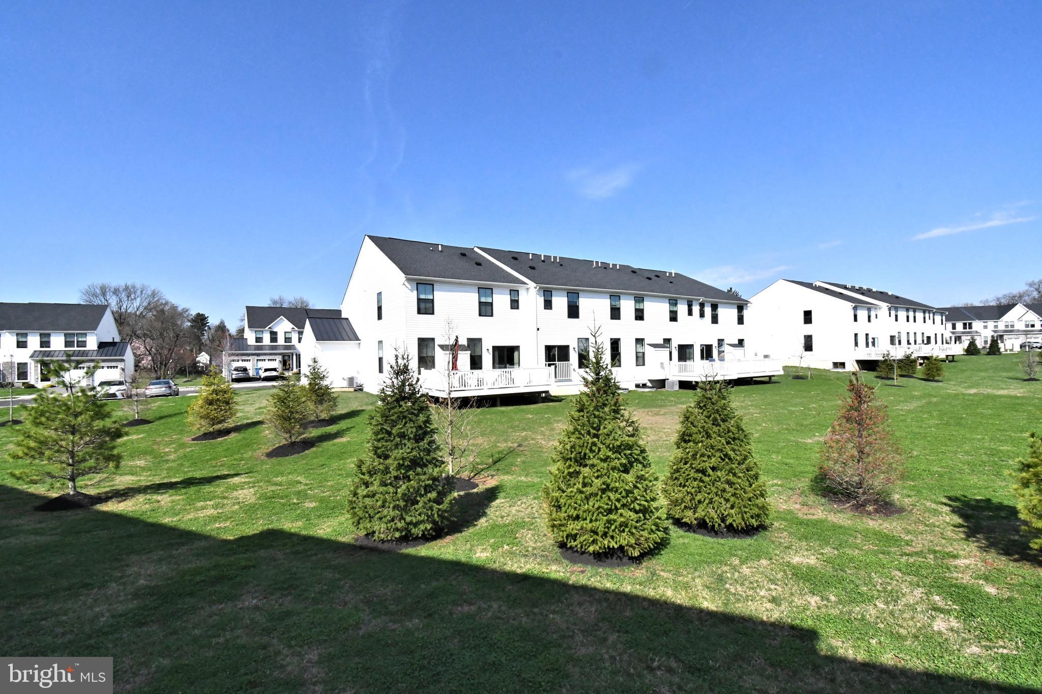 ASHBOURNE MEADOWS - Residential