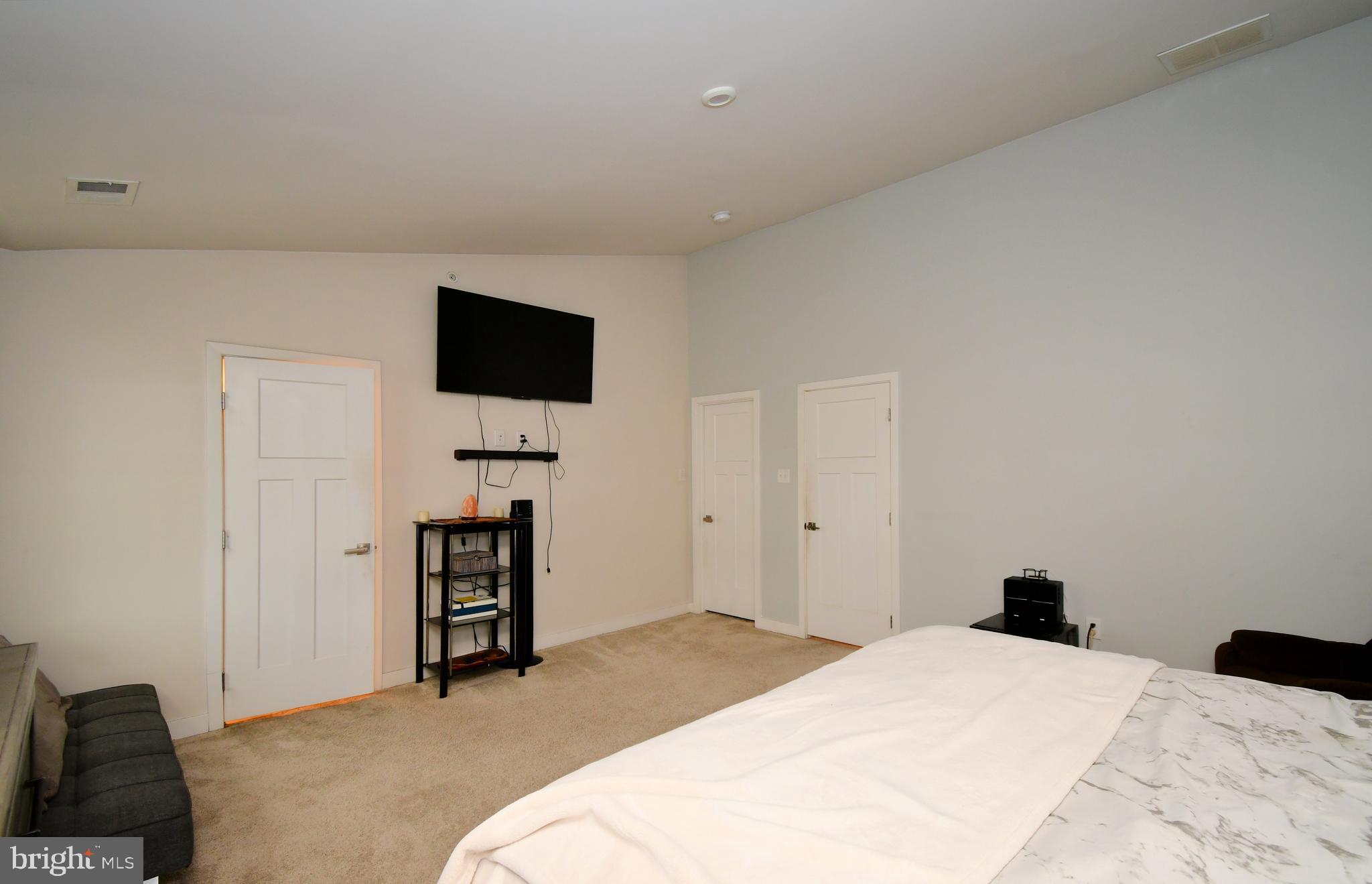 ASHBOURNE MEADOWS - Residential