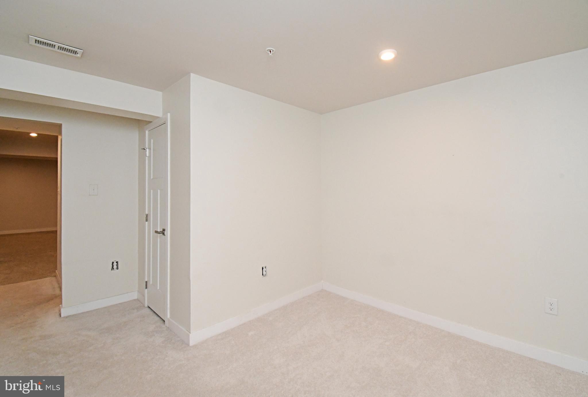 ASHBOURNE MEADOWS - Residential