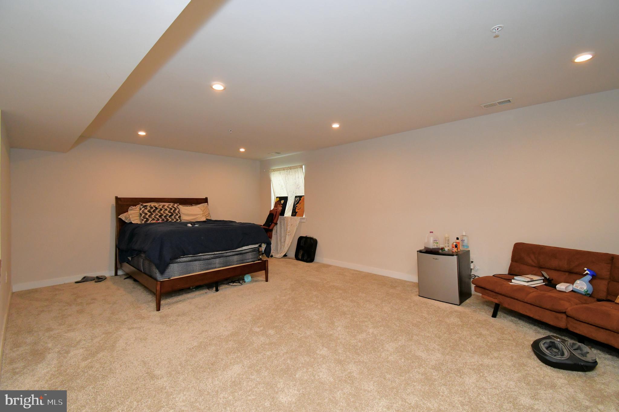 ASHBOURNE MEADOWS - Residential