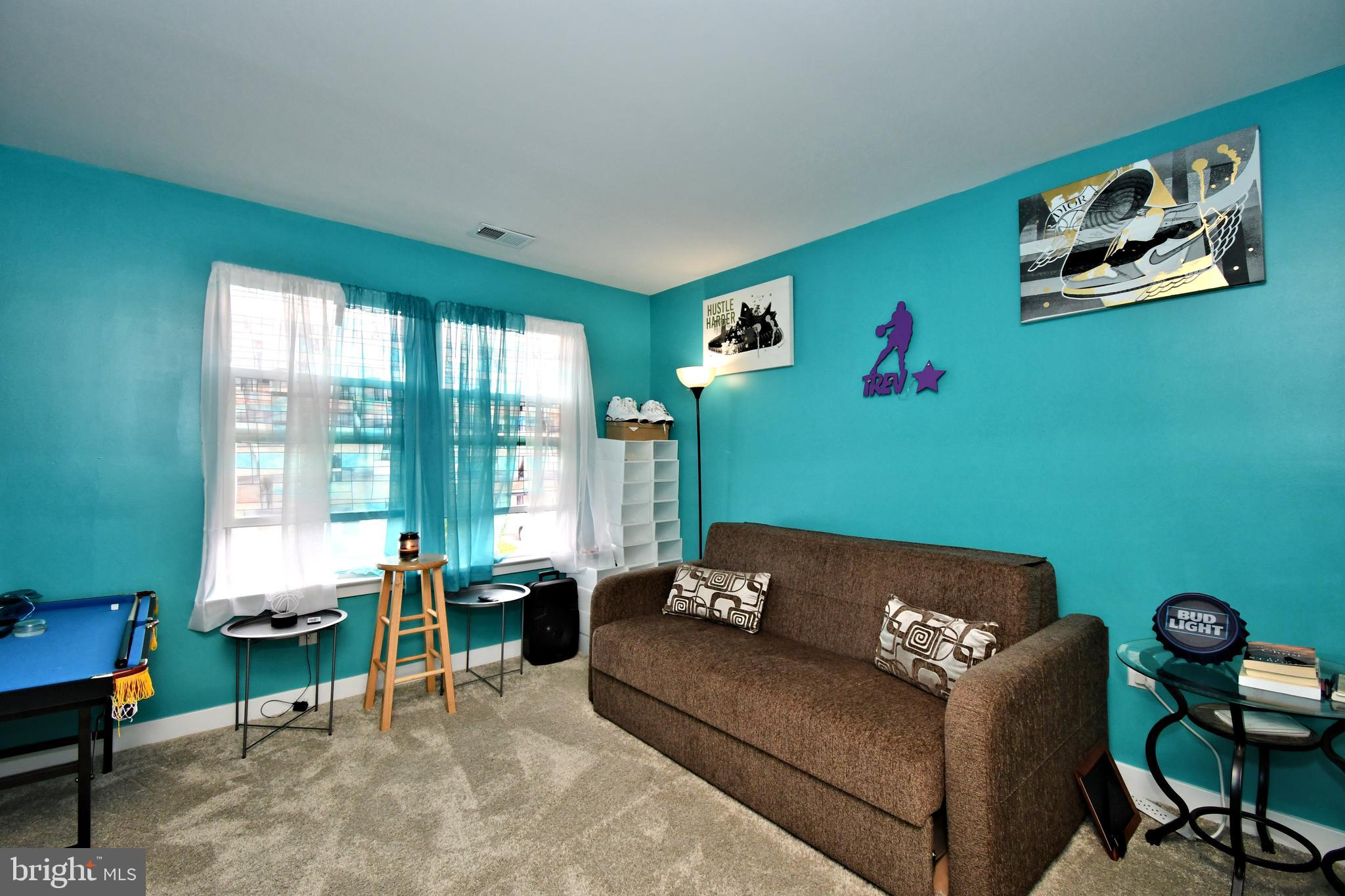 ASHBOURNE MEADOWS - Residential