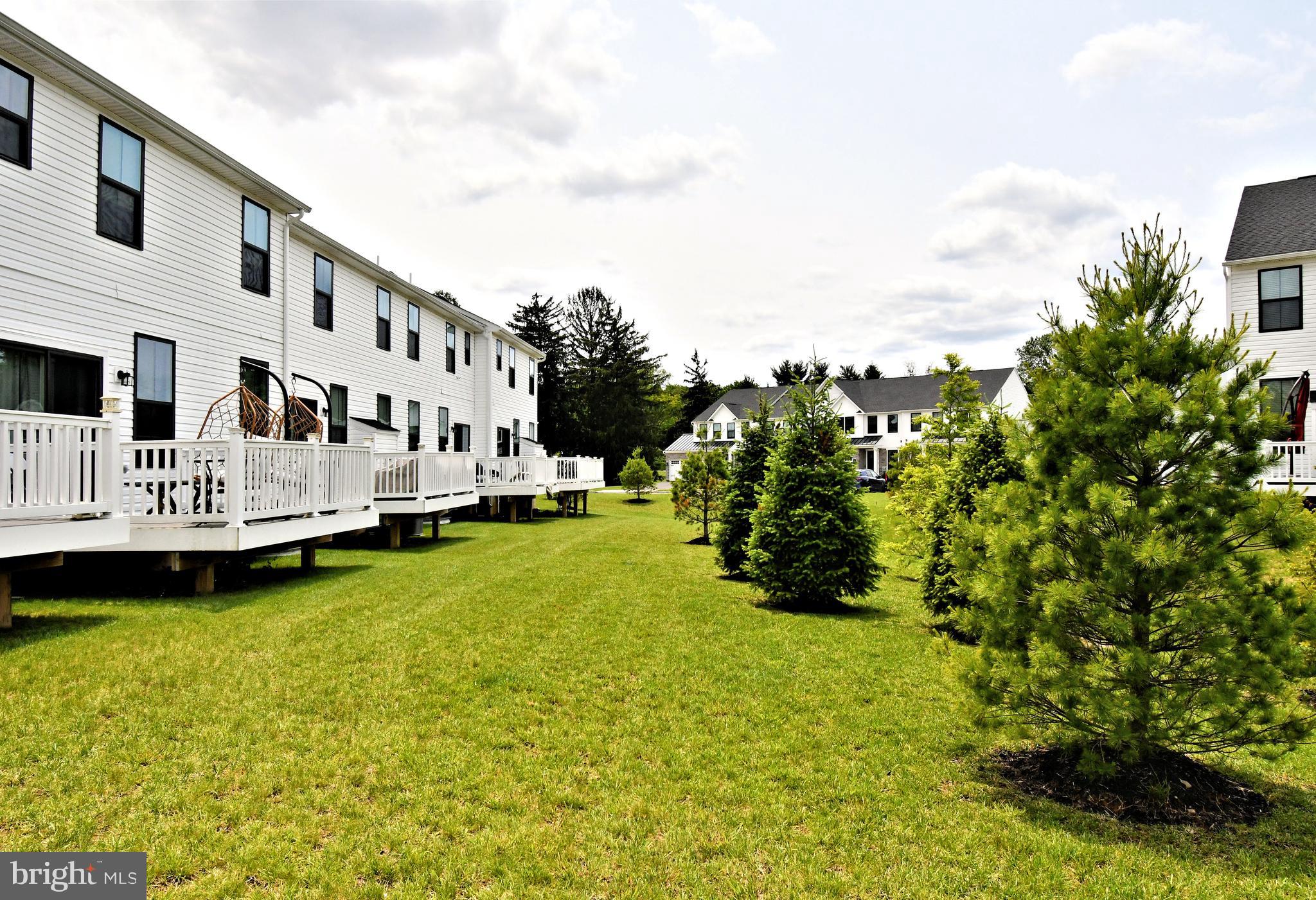 ASHBOURNE MEADOWS - Residential