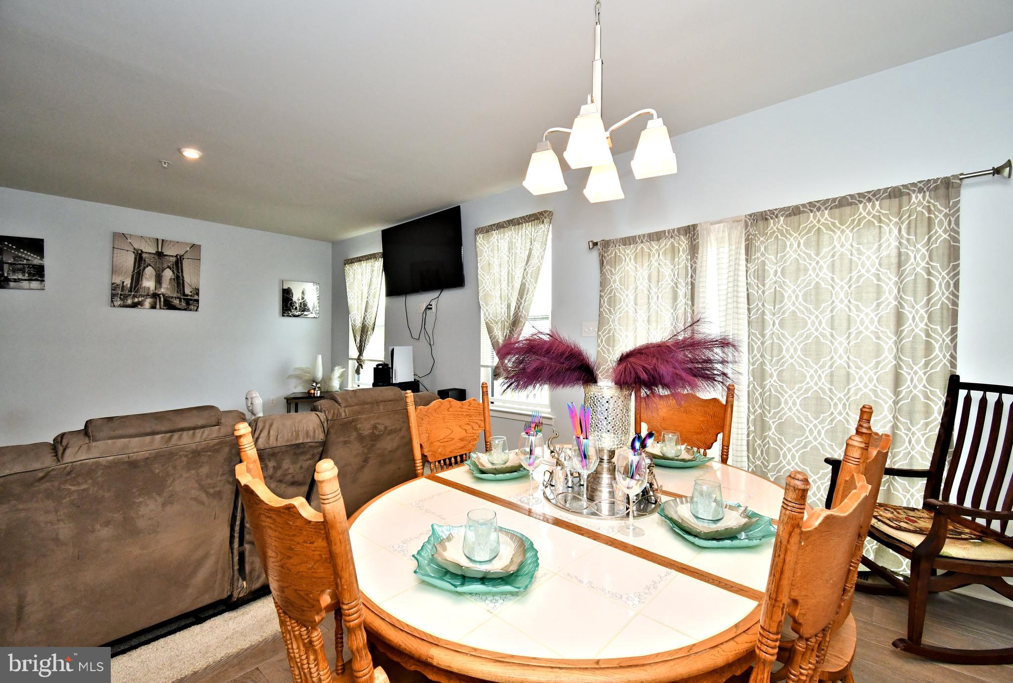 ASHBOURNE MEADOWS - Residential