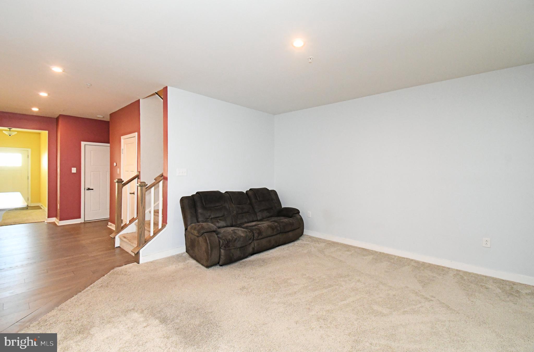 ASHBOURNE MEADOWS - Residential