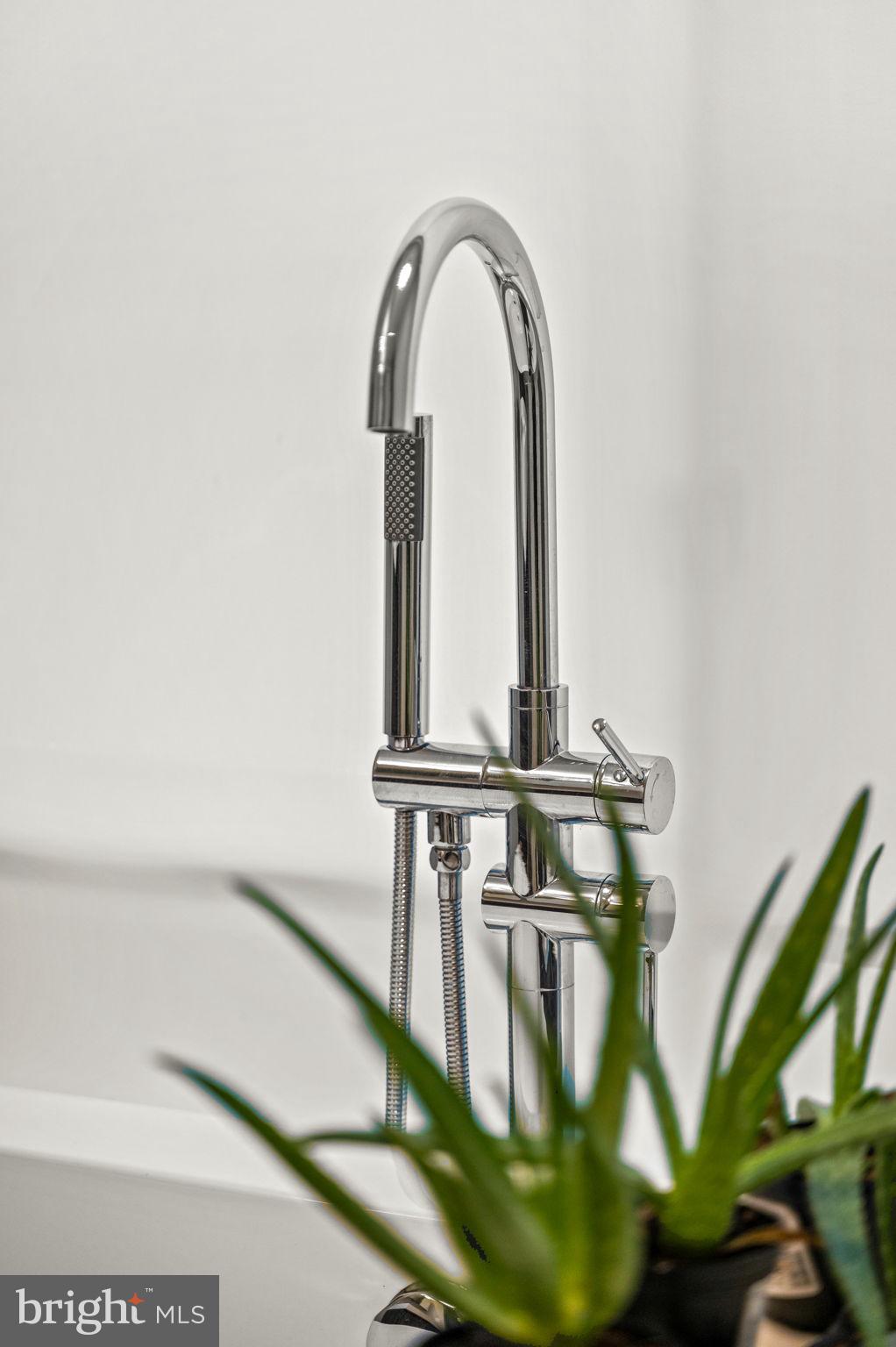 NORTHERN LIBERTIES - Residential Lease