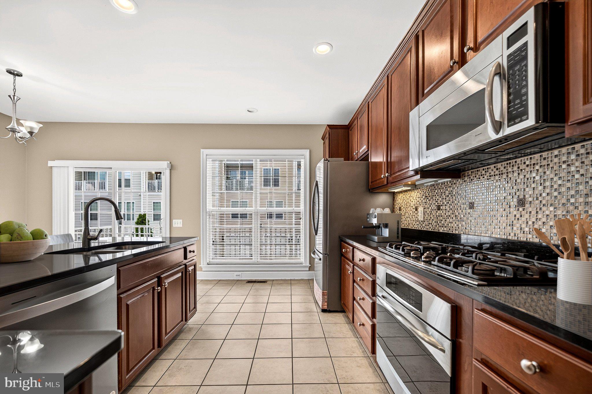 14862 POTOMAC BRANCH DRIVE