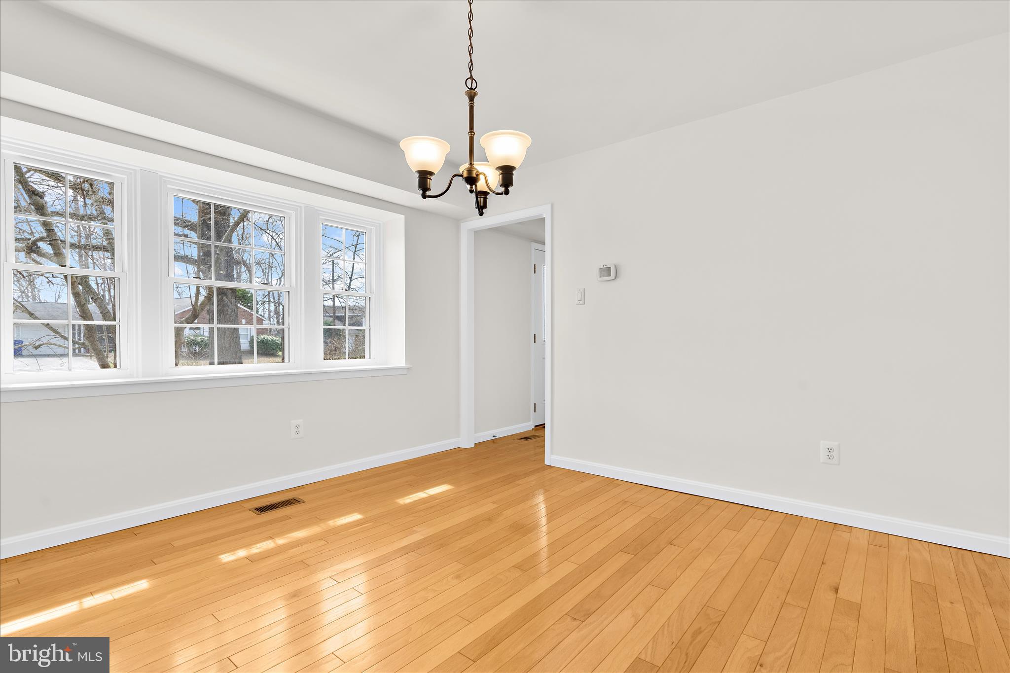 15808 PLAINVIEW LANE