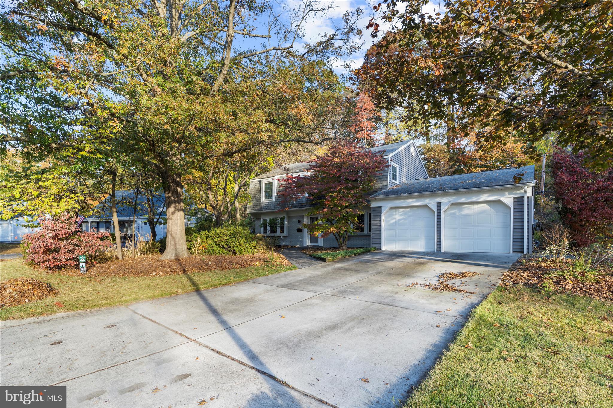 15808 PLAINVIEW LANE