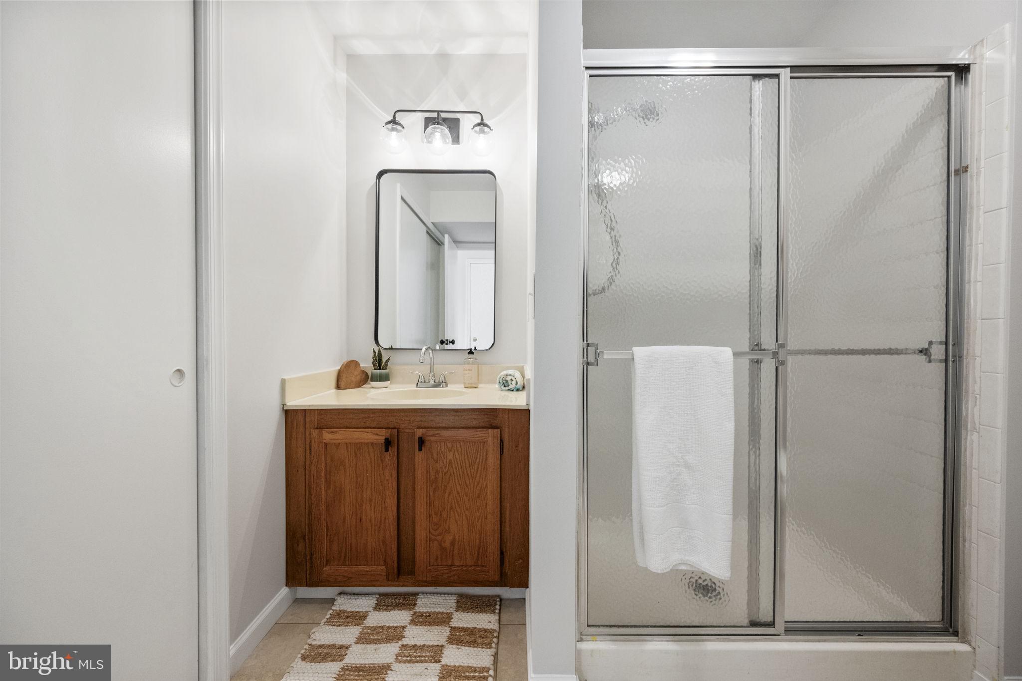 COUNTRYSIDE - Residential