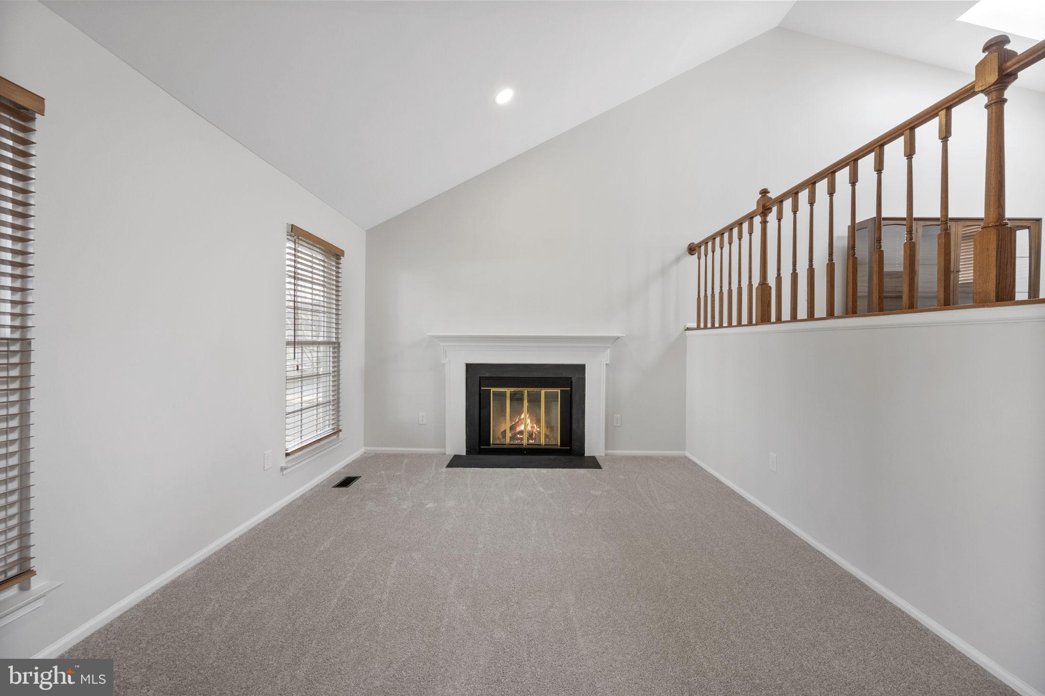 COUNTRYSIDE - Residential