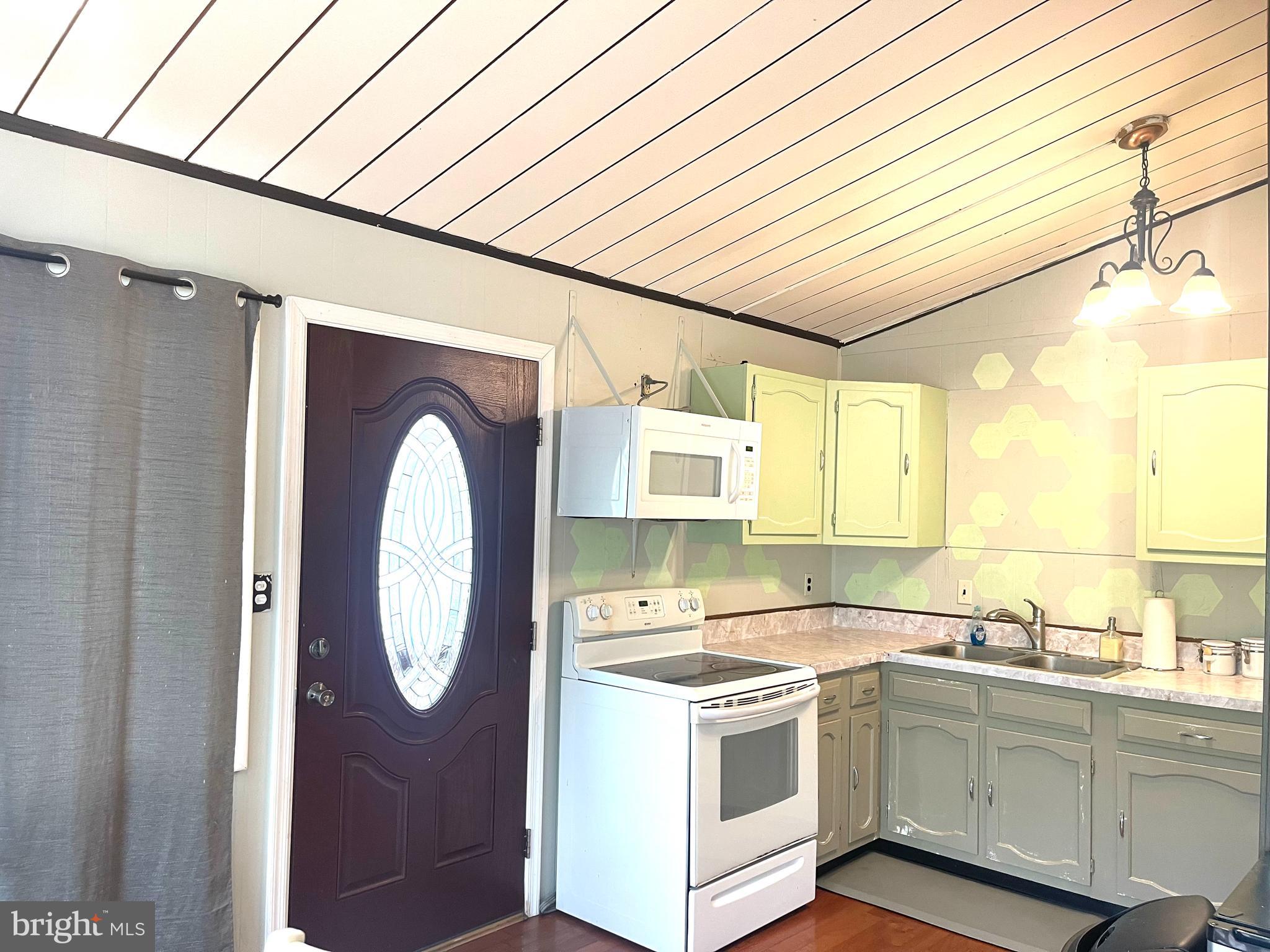 CHESAPEAKE RANCH ESTATES - Residential