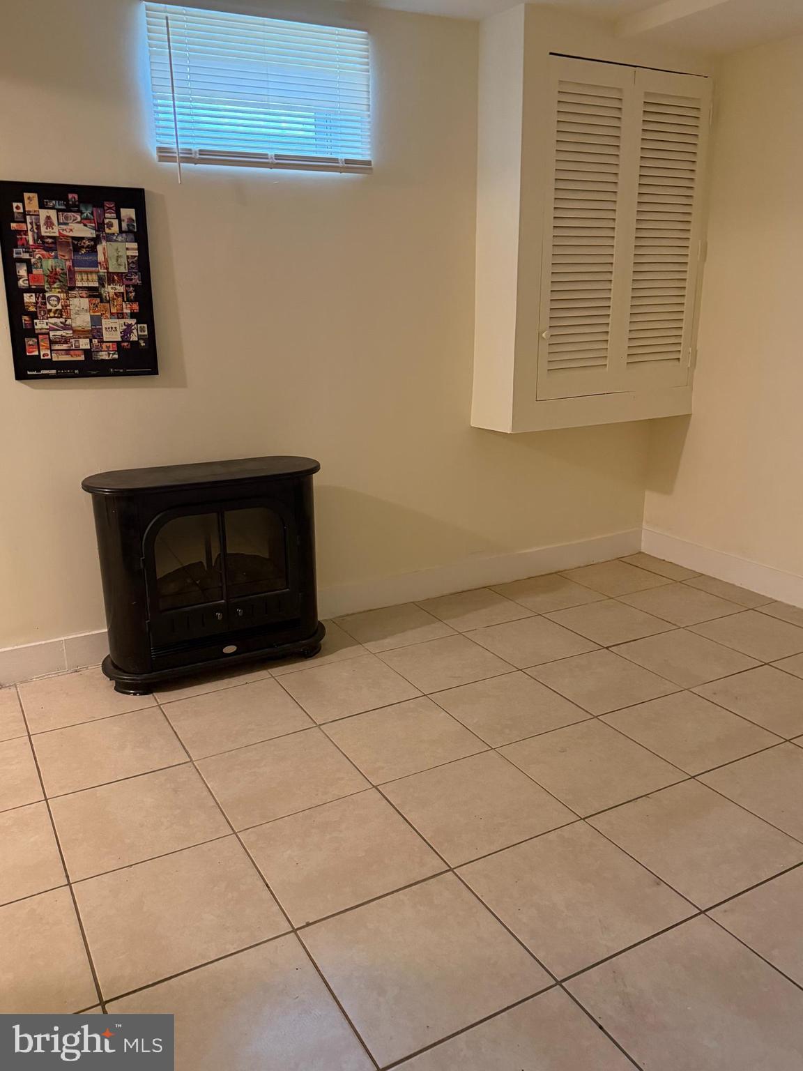 OVERLEA - Residential Lease