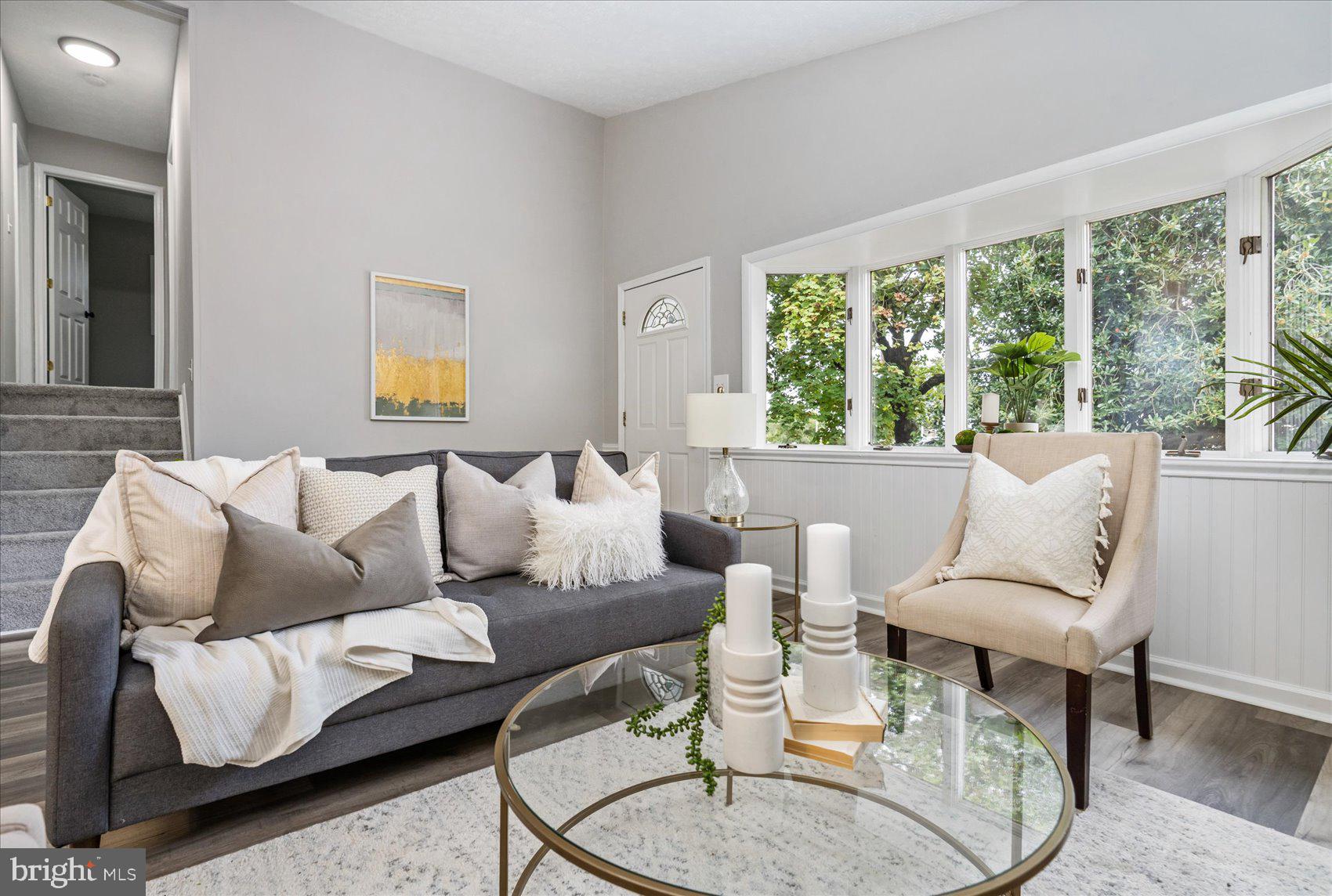 COUNTRY CLUB ESTATES - Residential