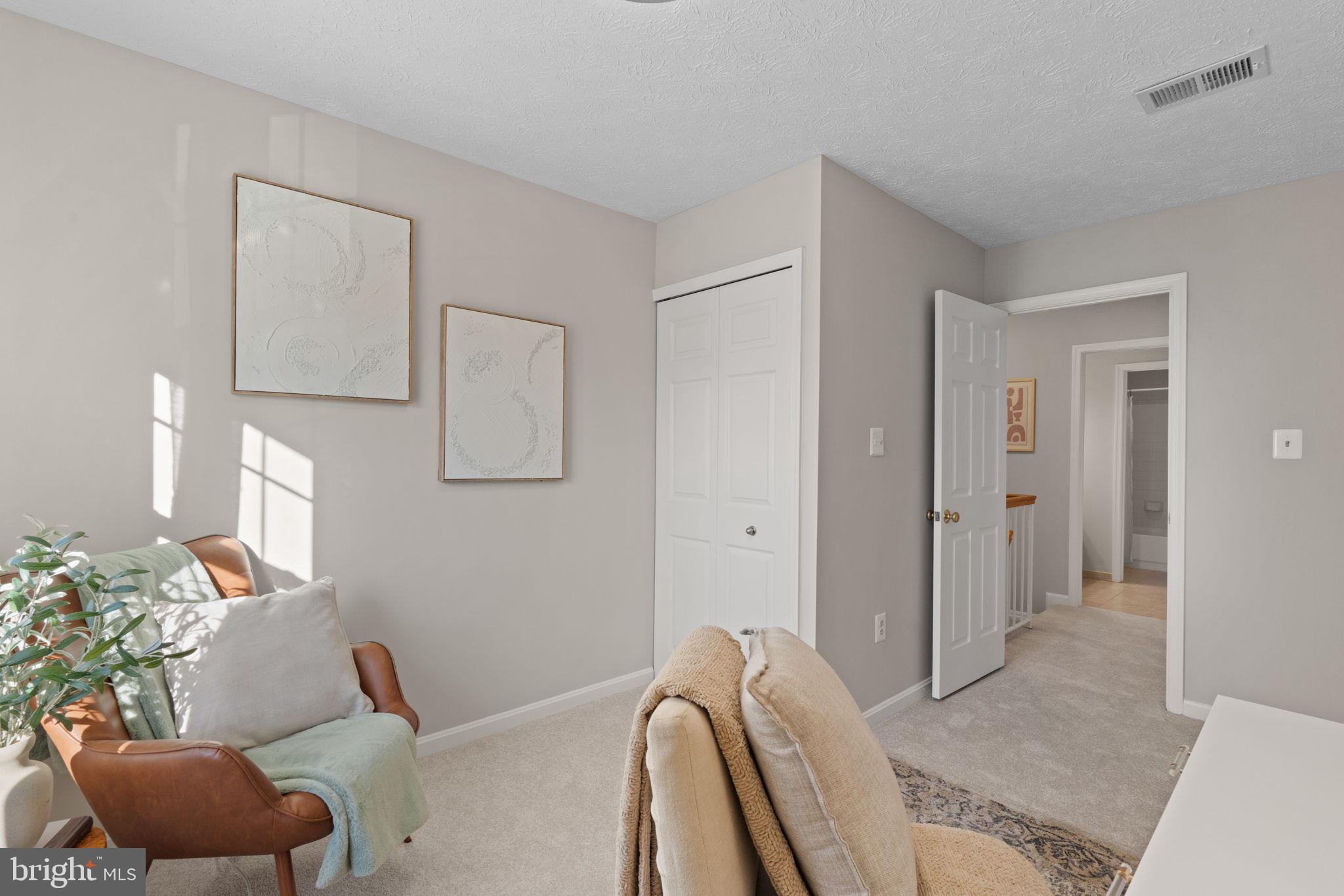 MONTCLAIR - Residential