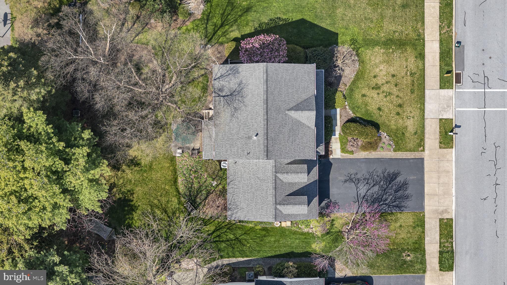 NEWPORT SQUARE - Residential