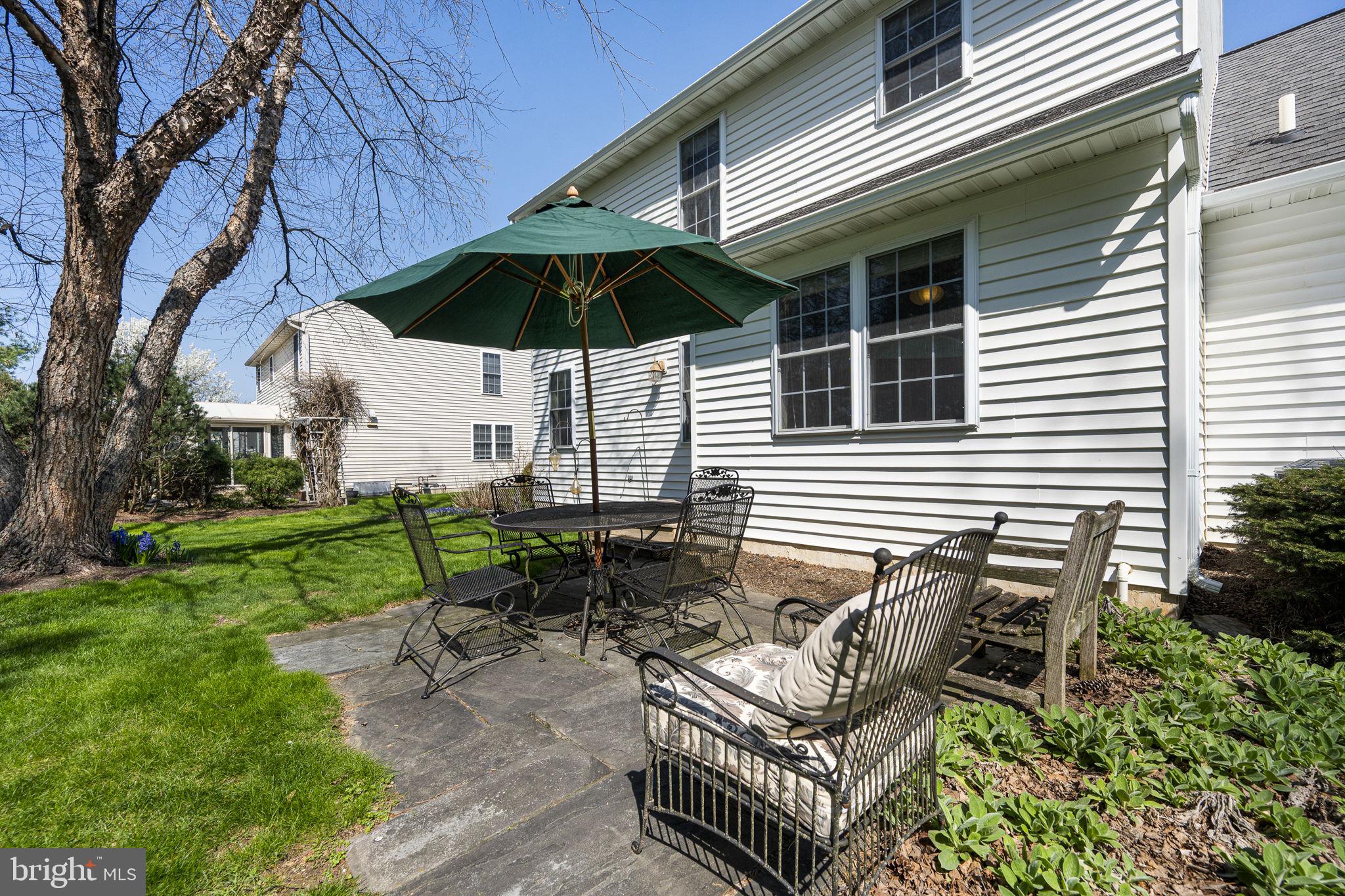 NEWPORT SQUARE - Residential