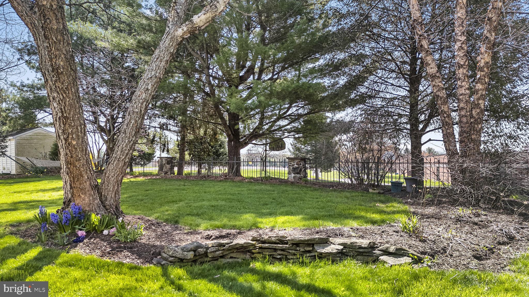 NEWPORT SQUARE - Residential