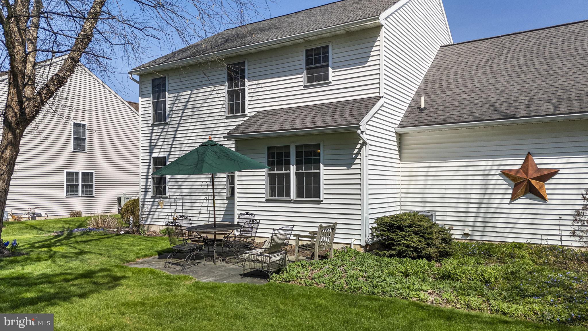 NEWPORT SQUARE - Residential