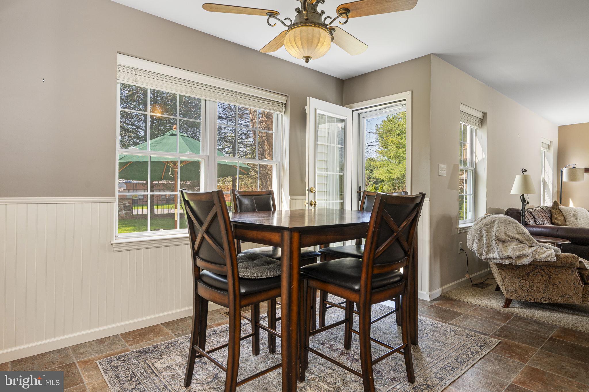 NEWPORT SQUARE - Residential