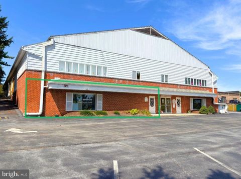 228 MANOR AVENUE MILLERSVILLE PA 17551