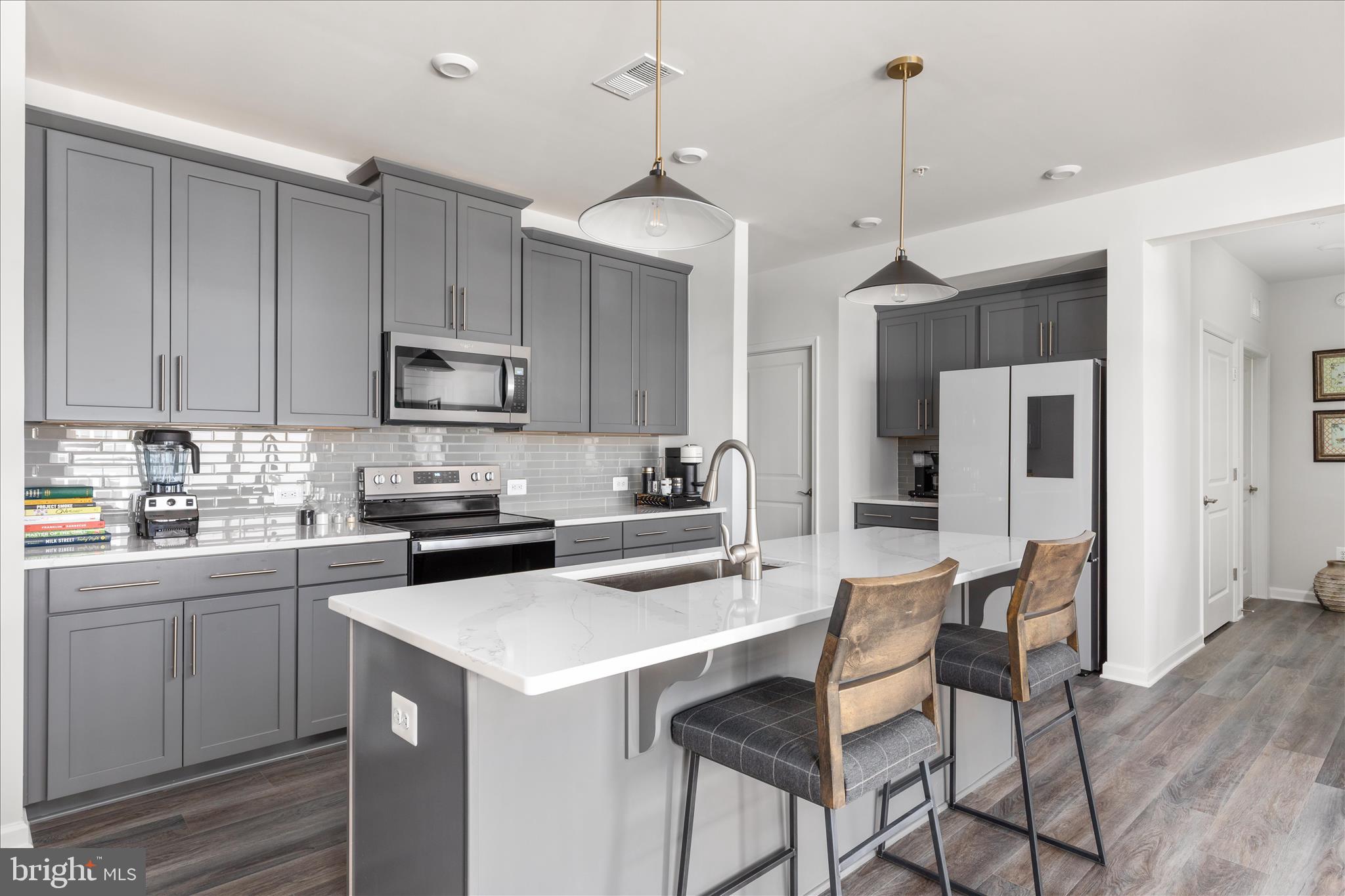 EMBREY MILL - Residential