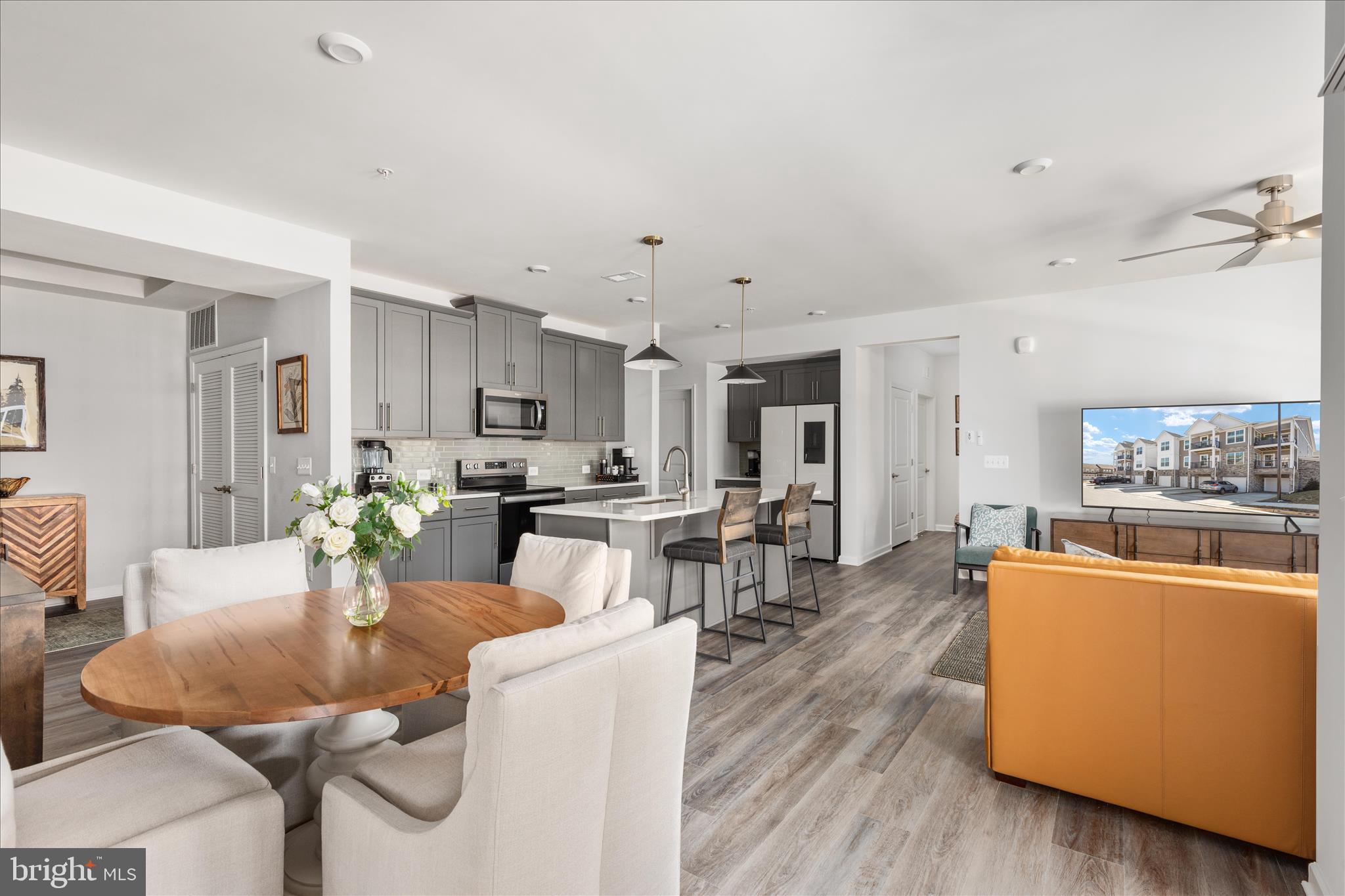 EMBREY MILL - Residential