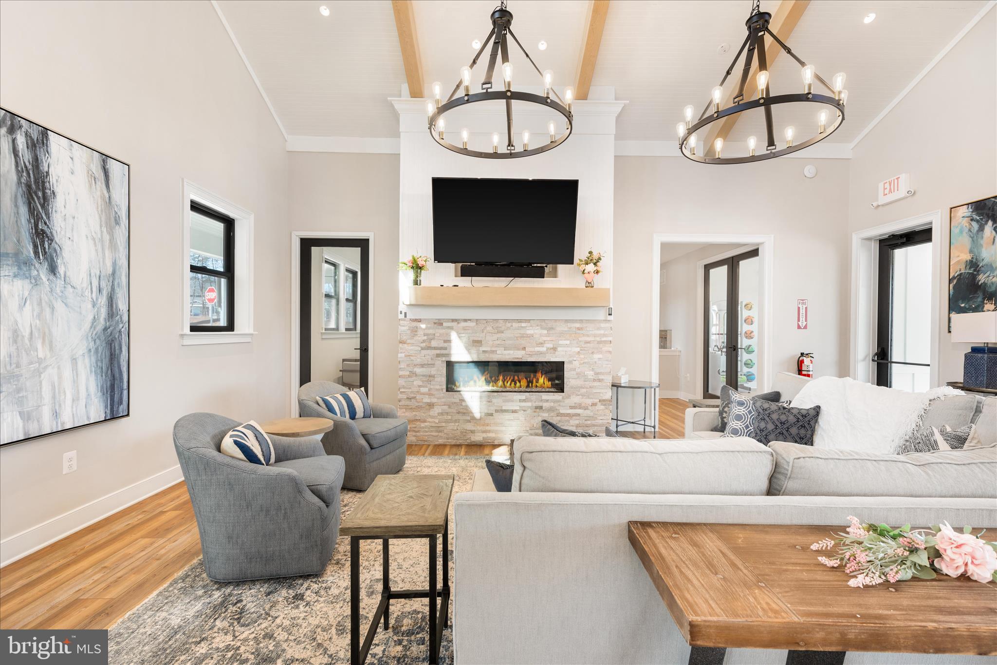 EMBREY MILL - Residential