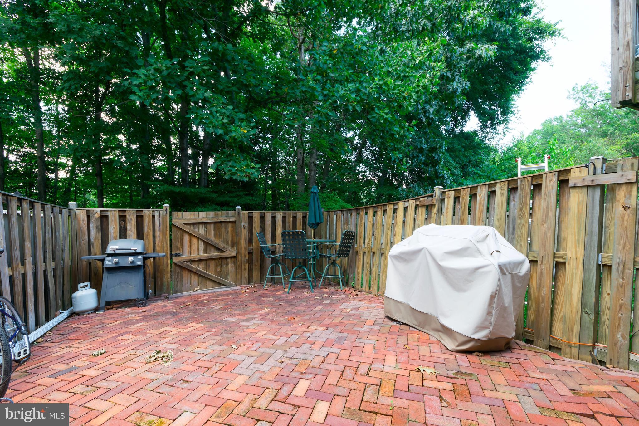 NEWINGTON COMMONS - Residential