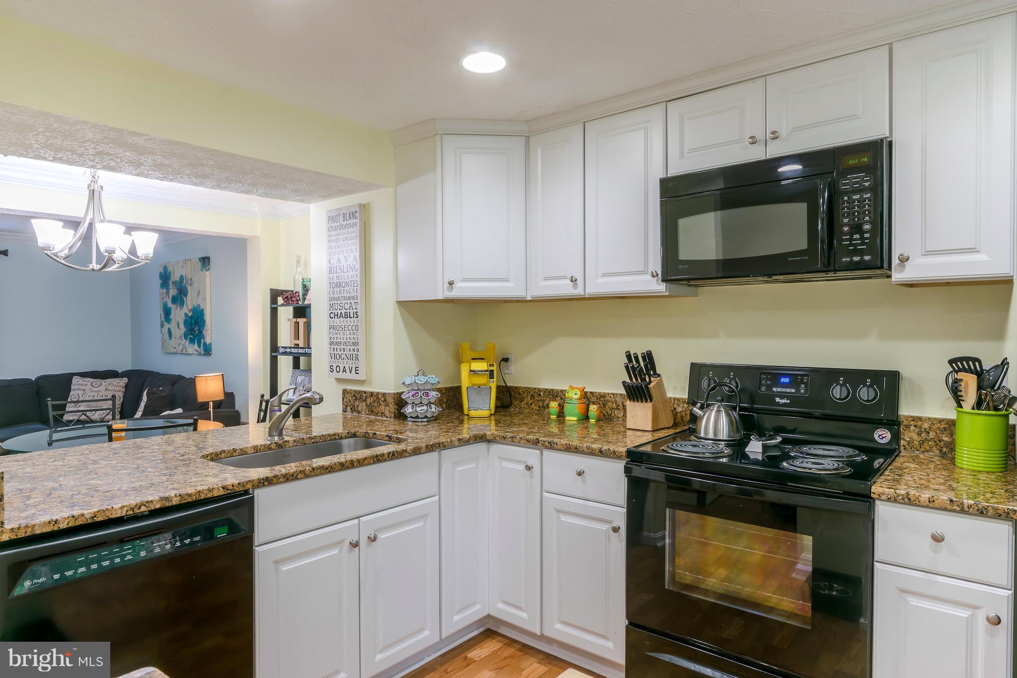 NEWINGTON COMMONS - Residential