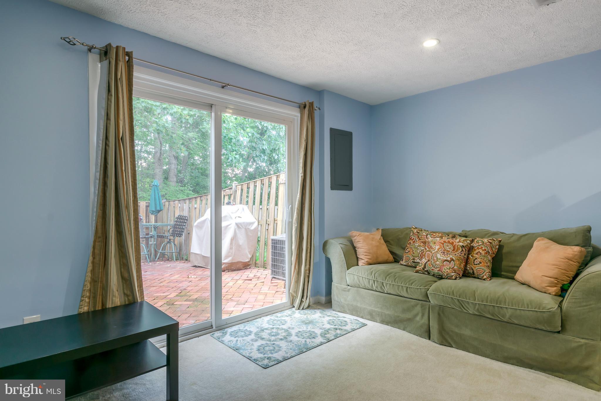 NEWINGTON COMMONS - Residential