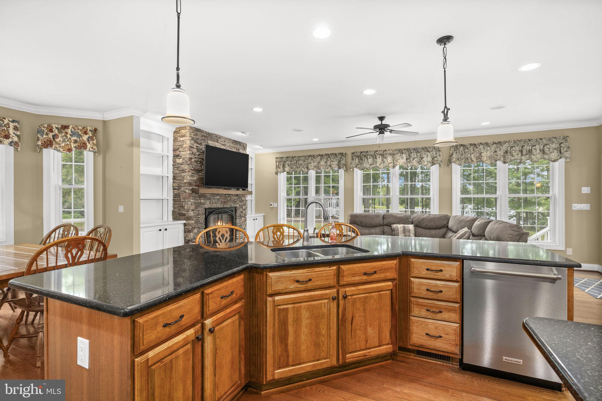 THE VILLAGE AT LAKE ANNA - Residential