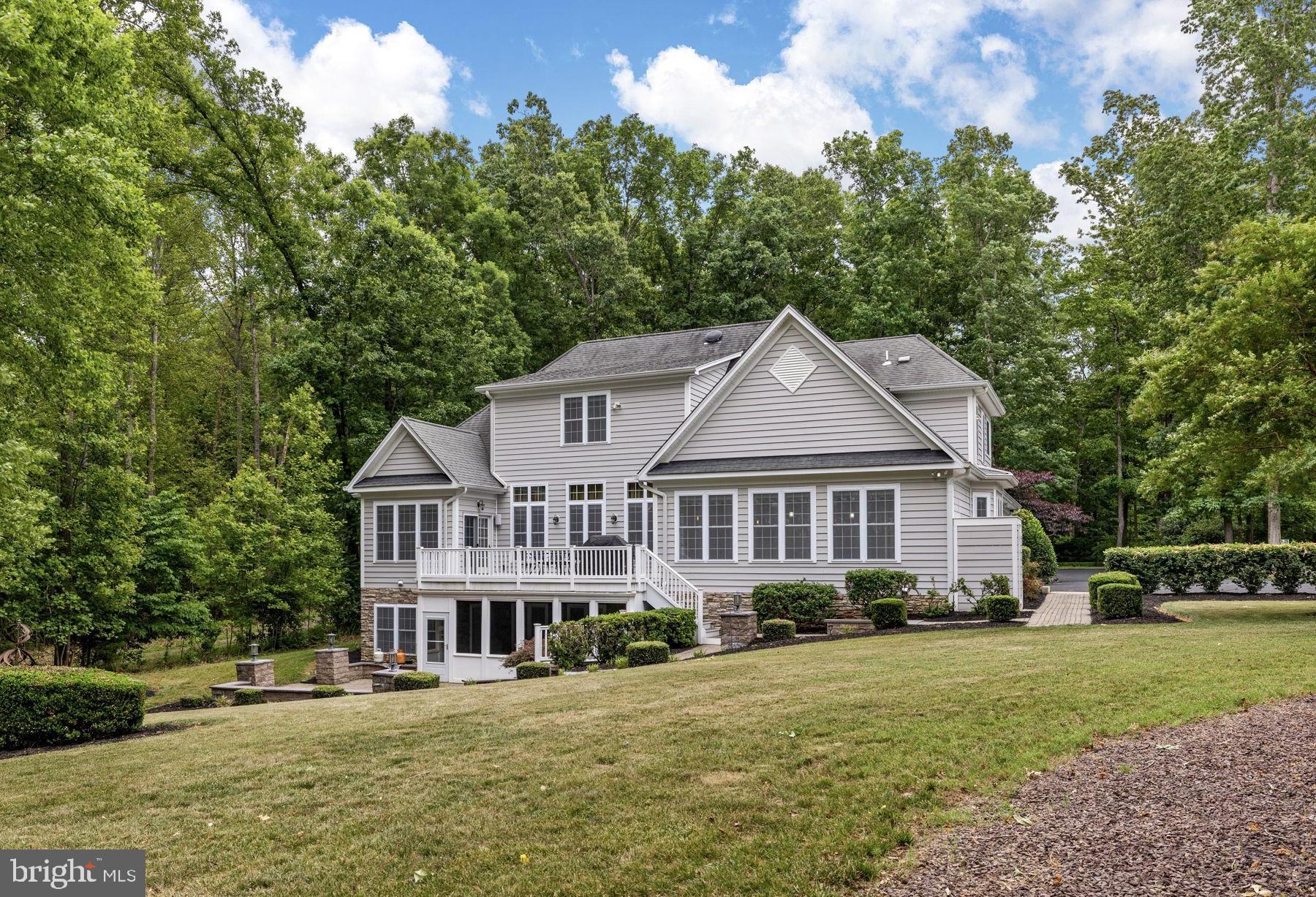 THE VILLAGE AT LAKE ANNA - Residential