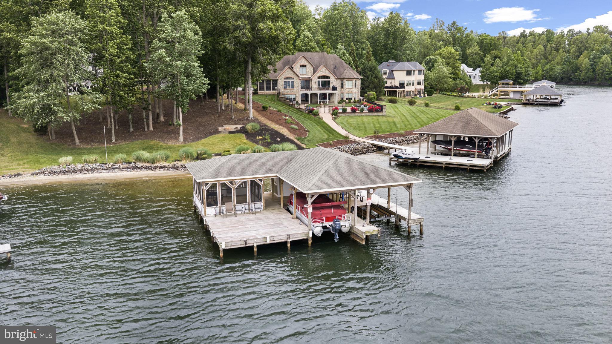 THE VILLAGE AT LAKE ANNA - Residential