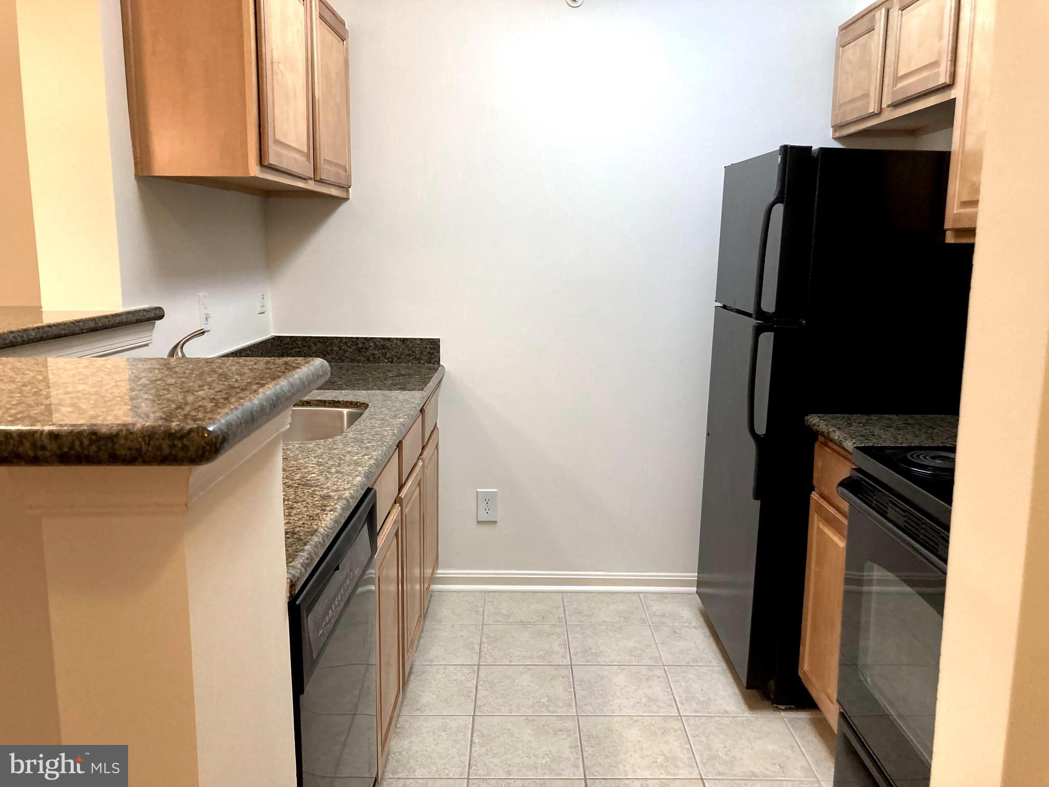 FOUR WINDS AT OAKTON - Residential